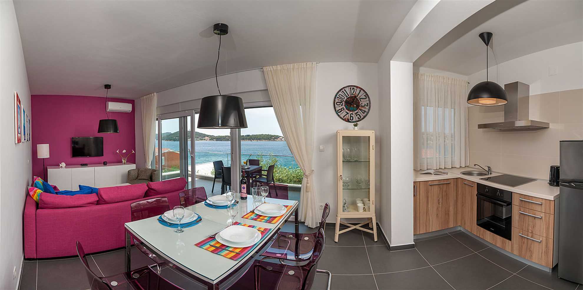 Villa Famiglia with Swimming pool