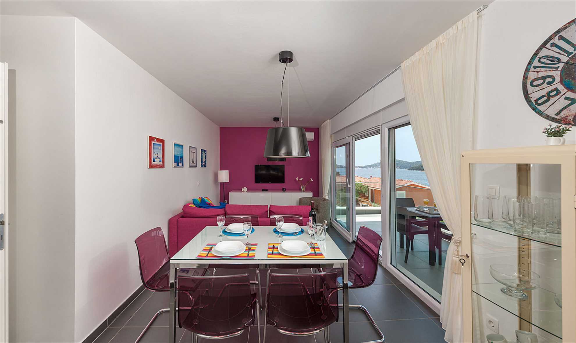 Villa Famiglia with Swimming pool