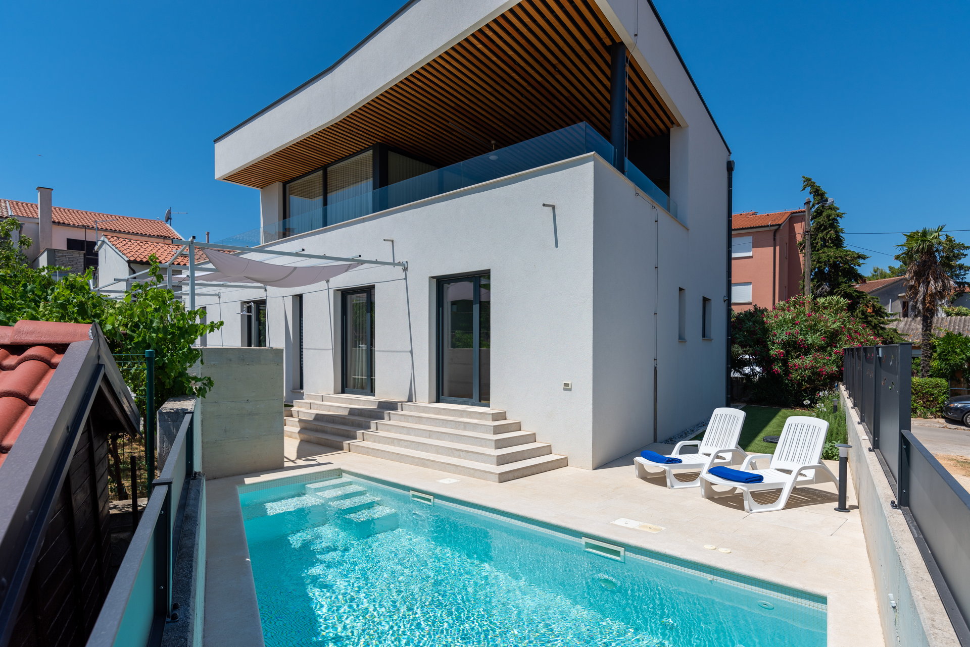 Villa Flying Star with Pool