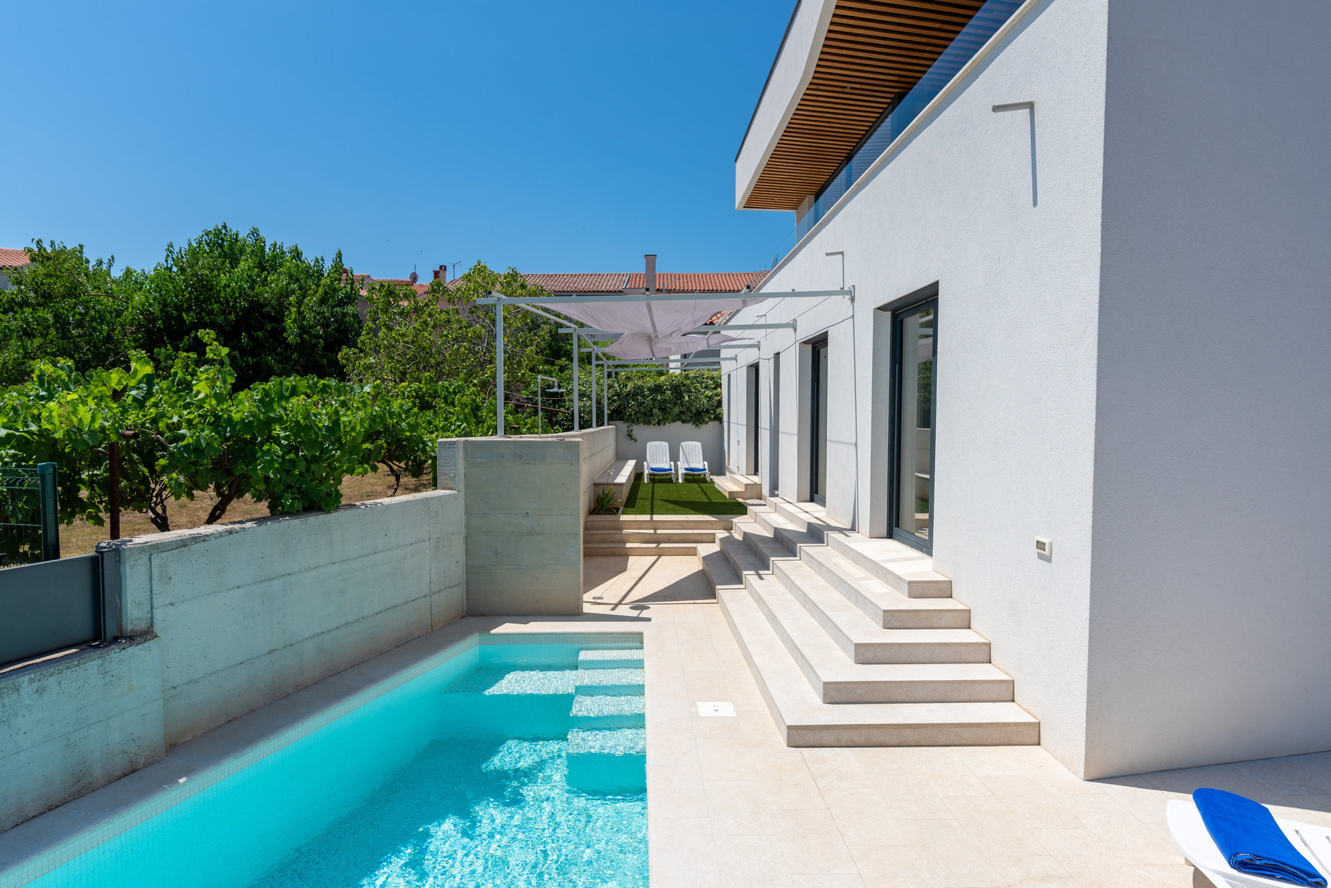 Villa Flying Star with Pool