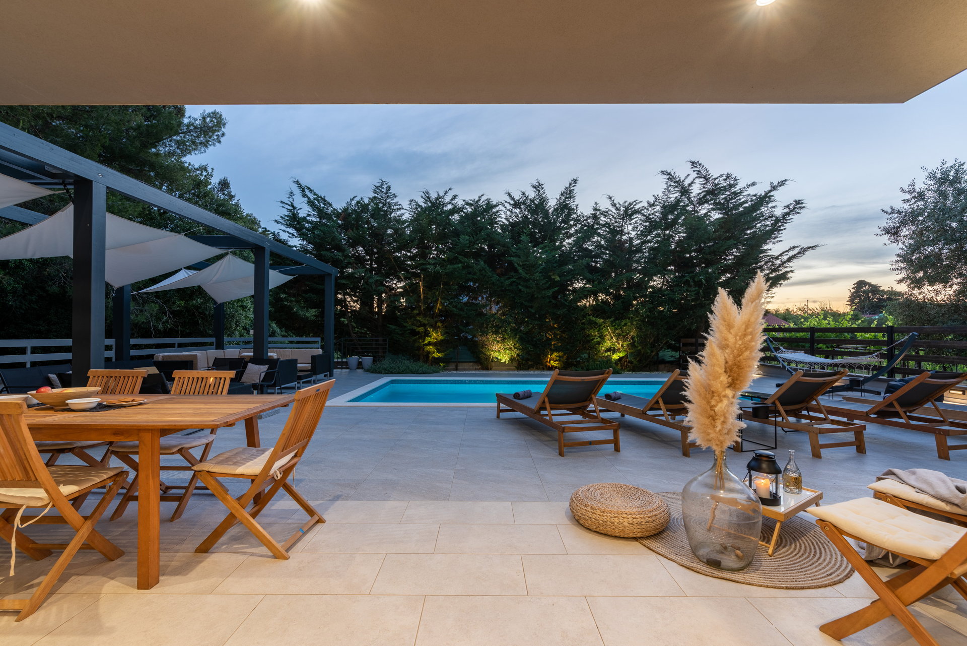 Luxury Villa Bosque with Pool