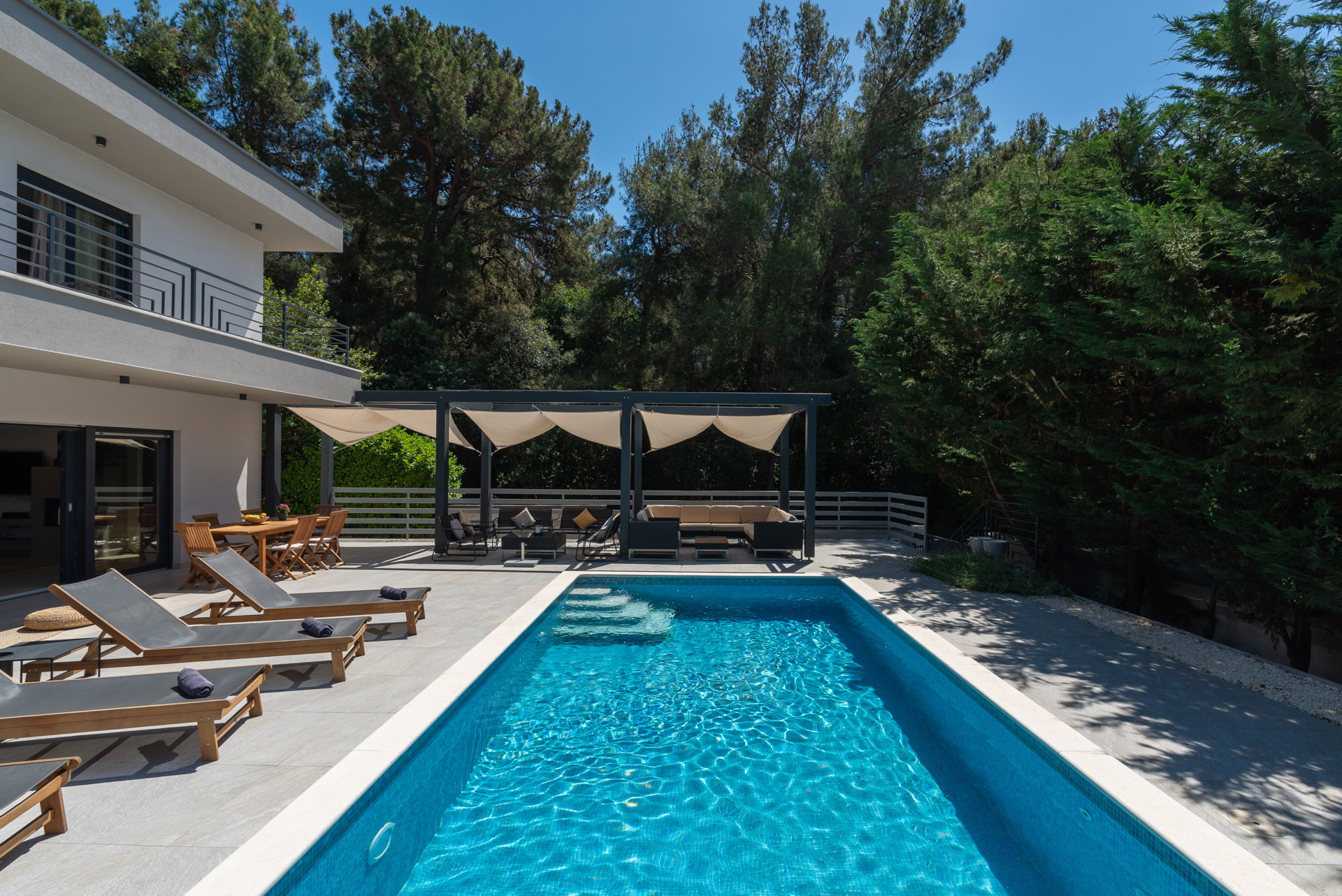 Luxury Villa Bosque with Pool