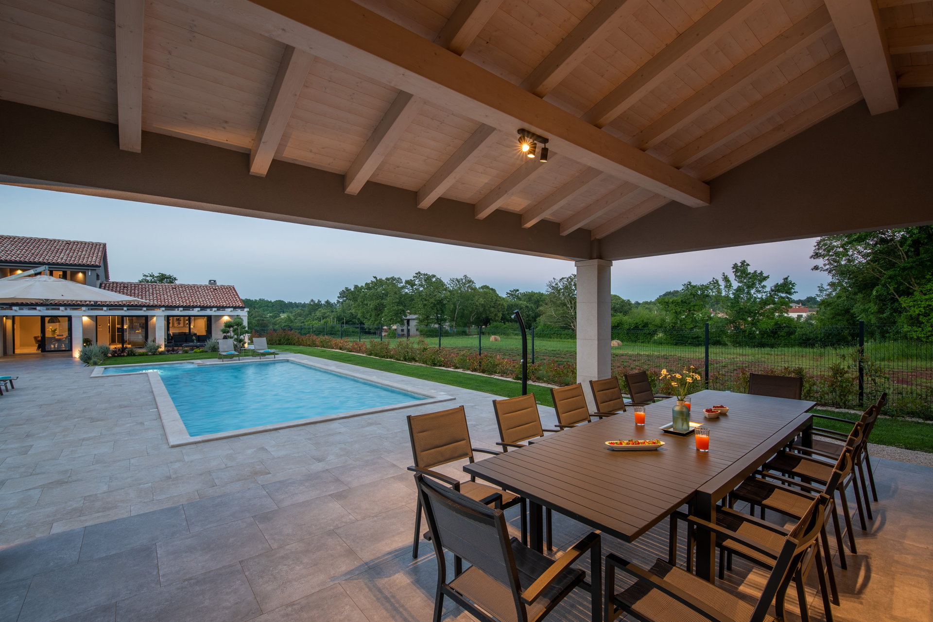 Villa Porta Aurea with Pool