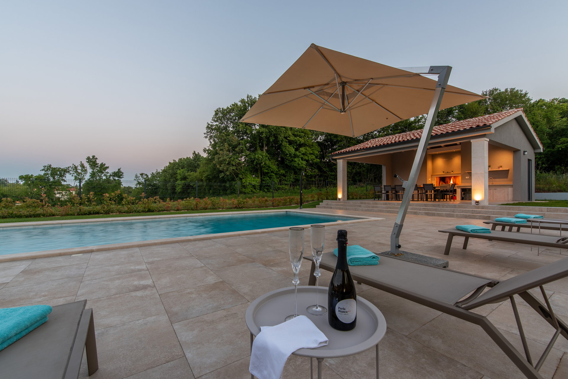 Villa Porta Aurea with Pool