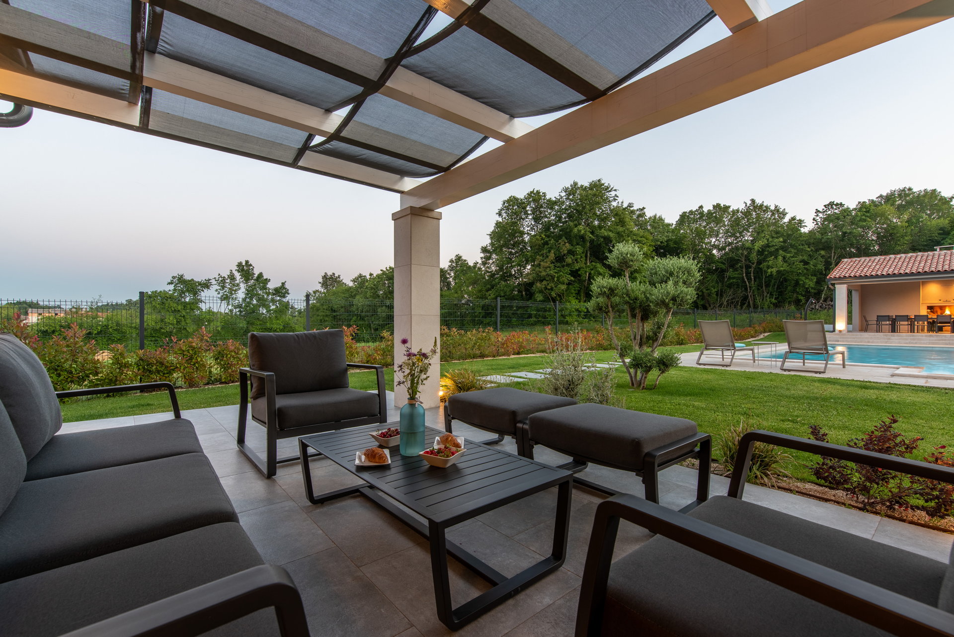 Villa Porta Aurea with Pool