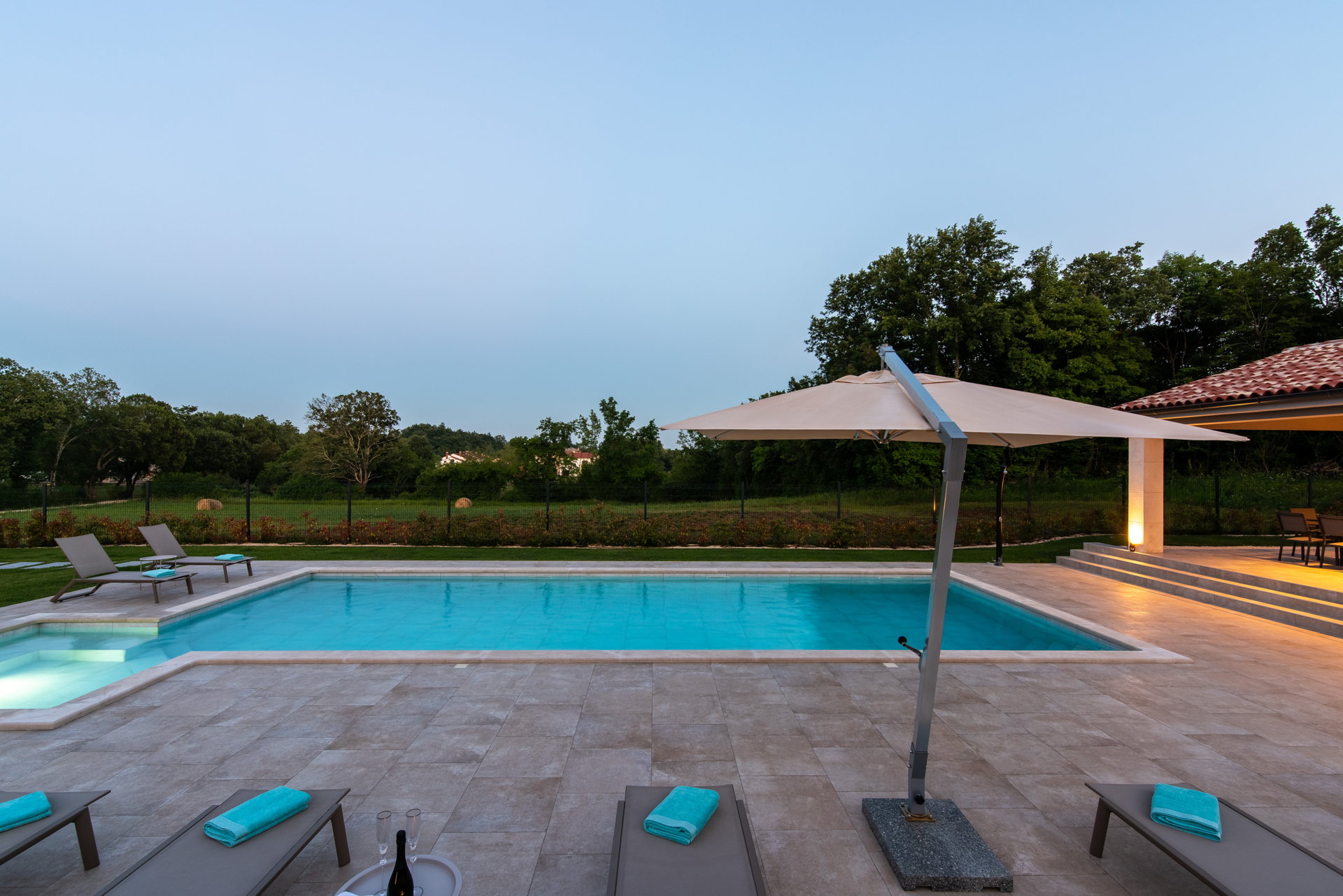 Villa Porta Aurea with Pool