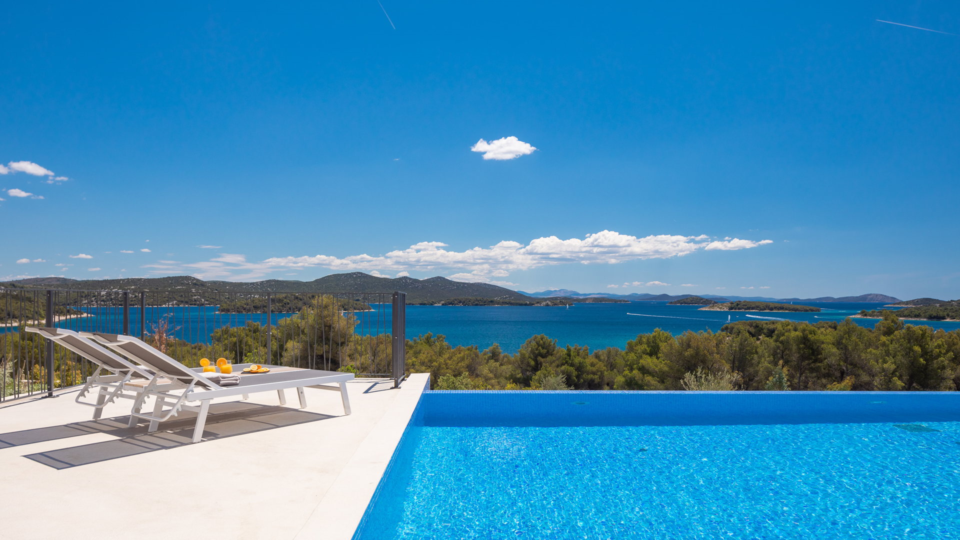 Luxury Villa Siesta with Pool