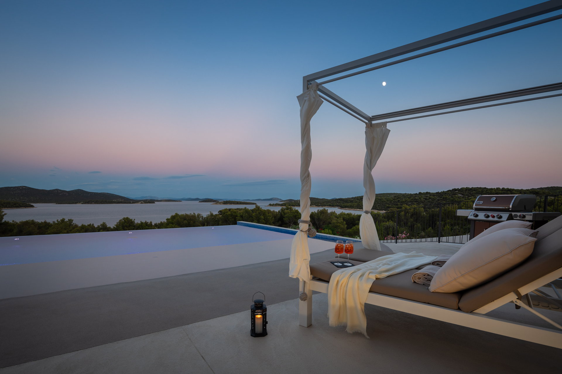 Luxury Villa Siesta with Pool