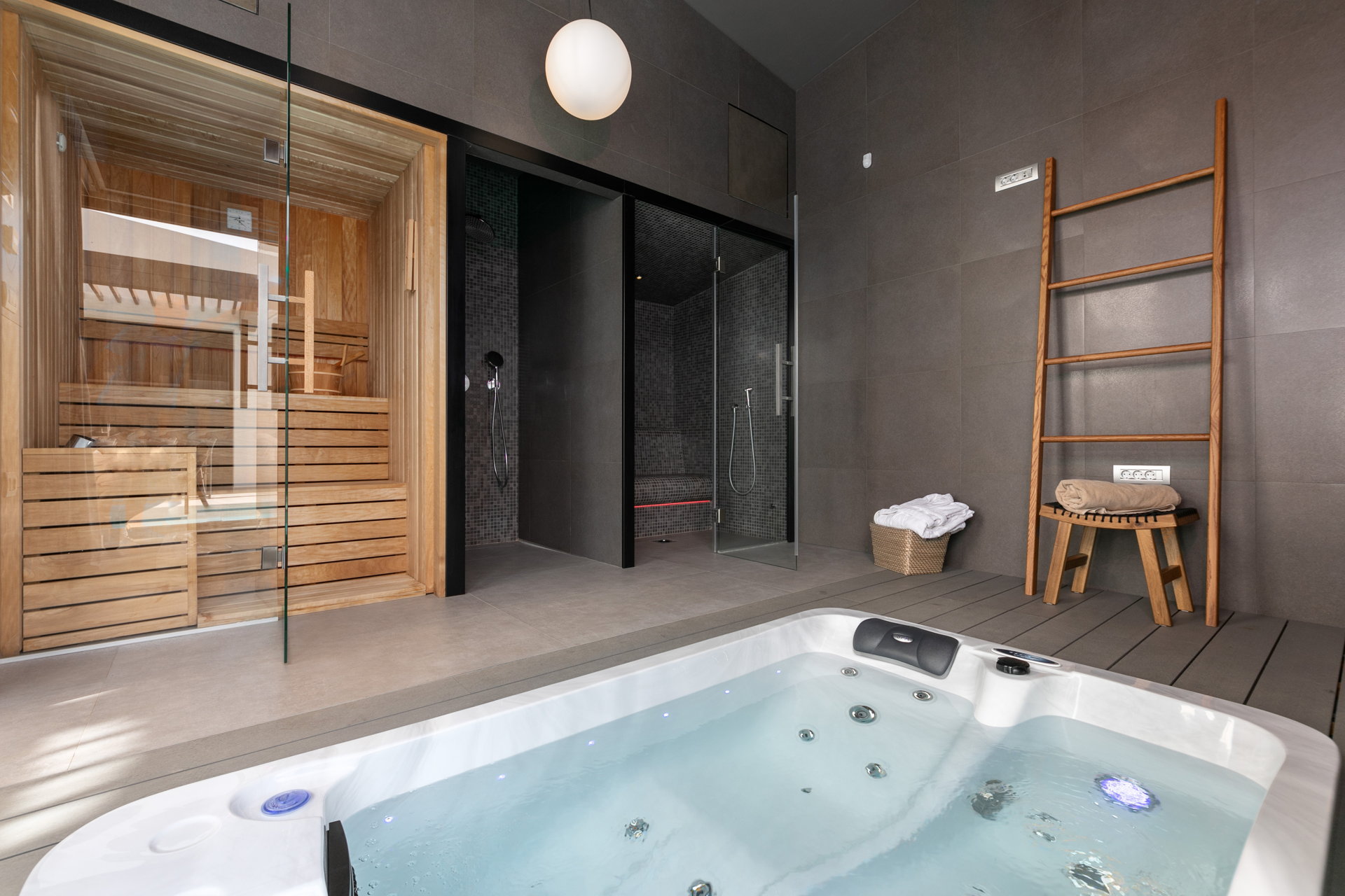 Luxury Villa Interstellar with Pool