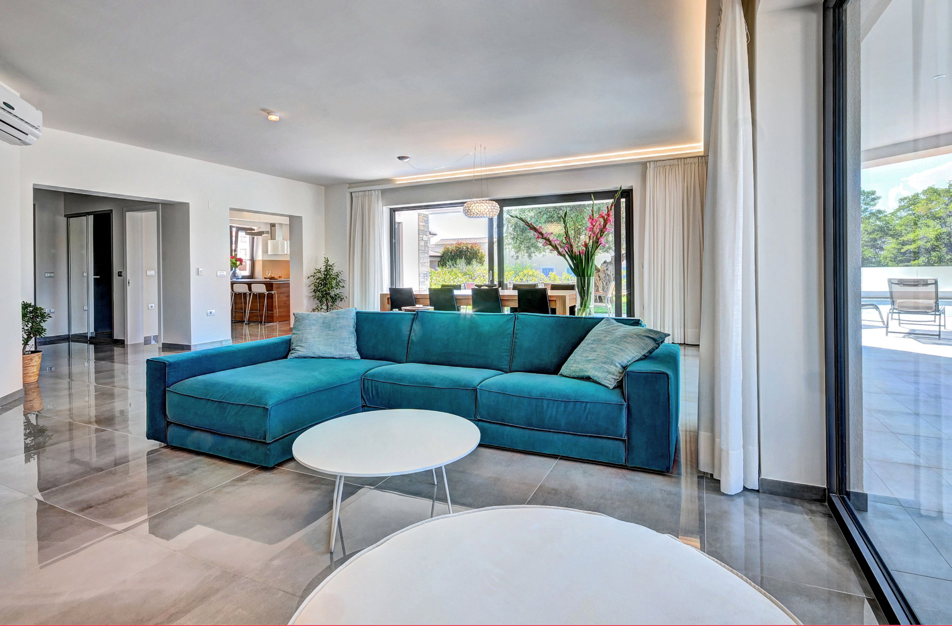 Villa Emotion with Pool