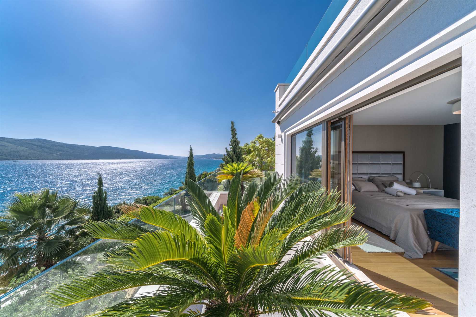 Villa Mediterraneo with Swimming pool