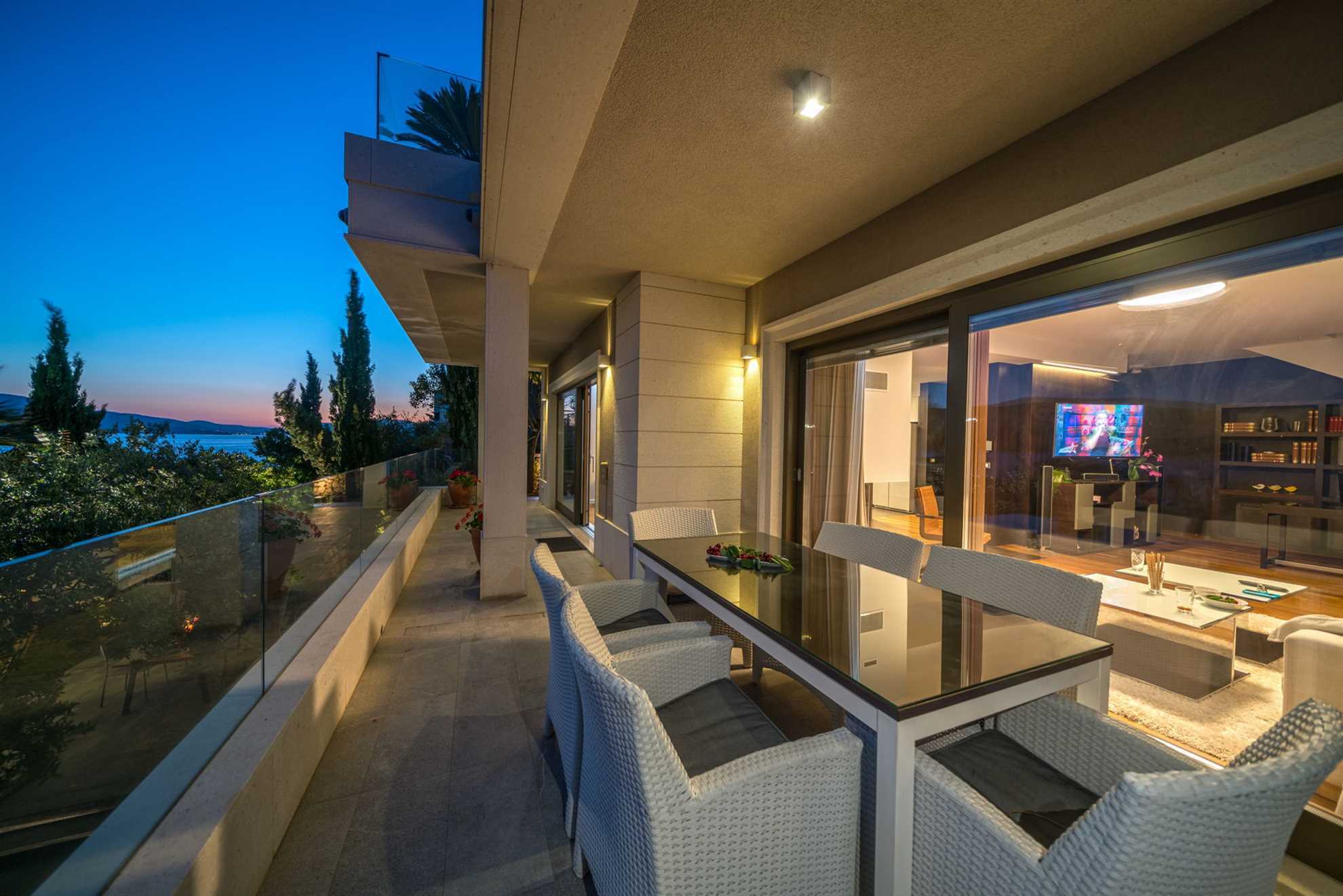 Villa Mediterraneo with Swimming pool