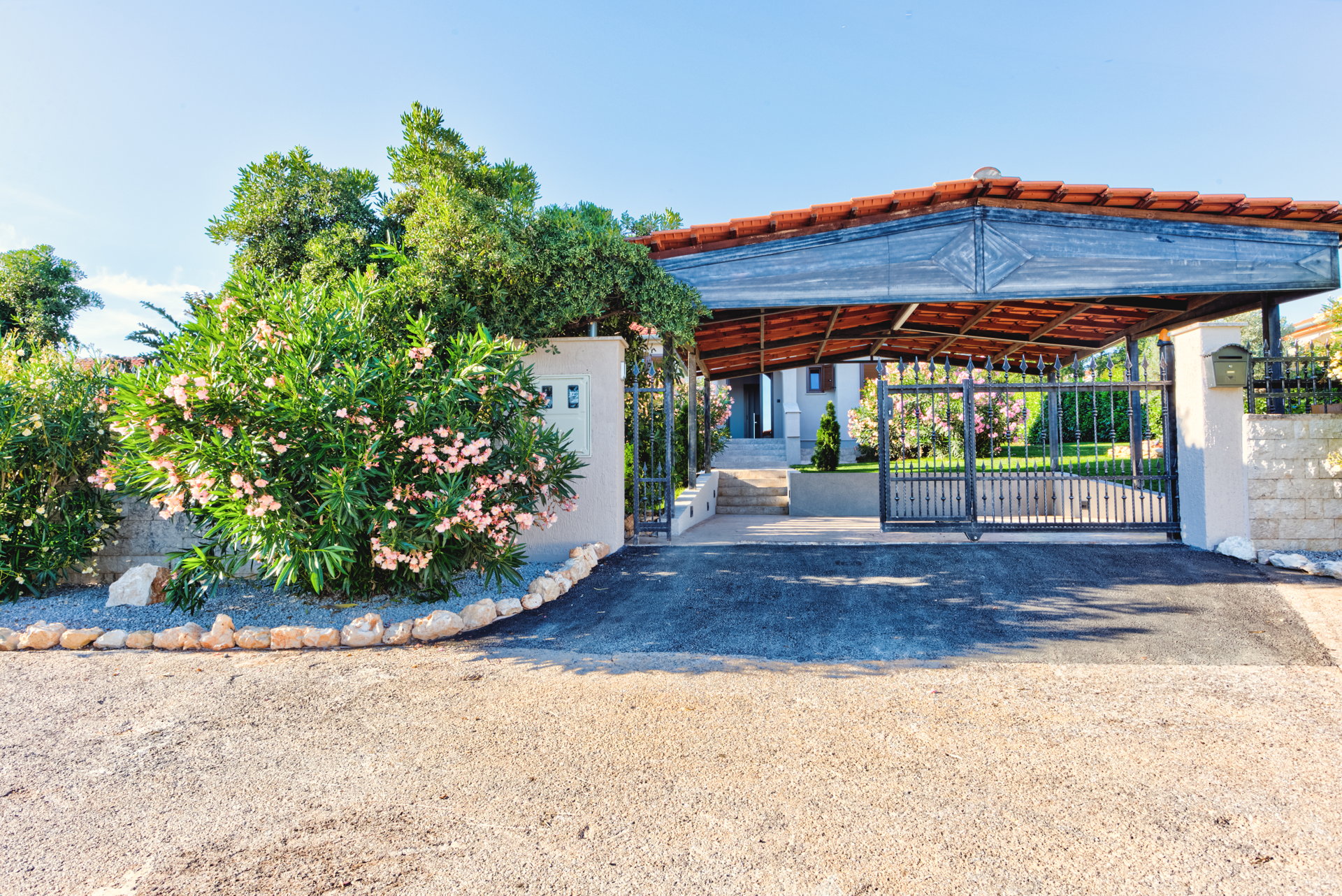 Villa Meriope with Pool