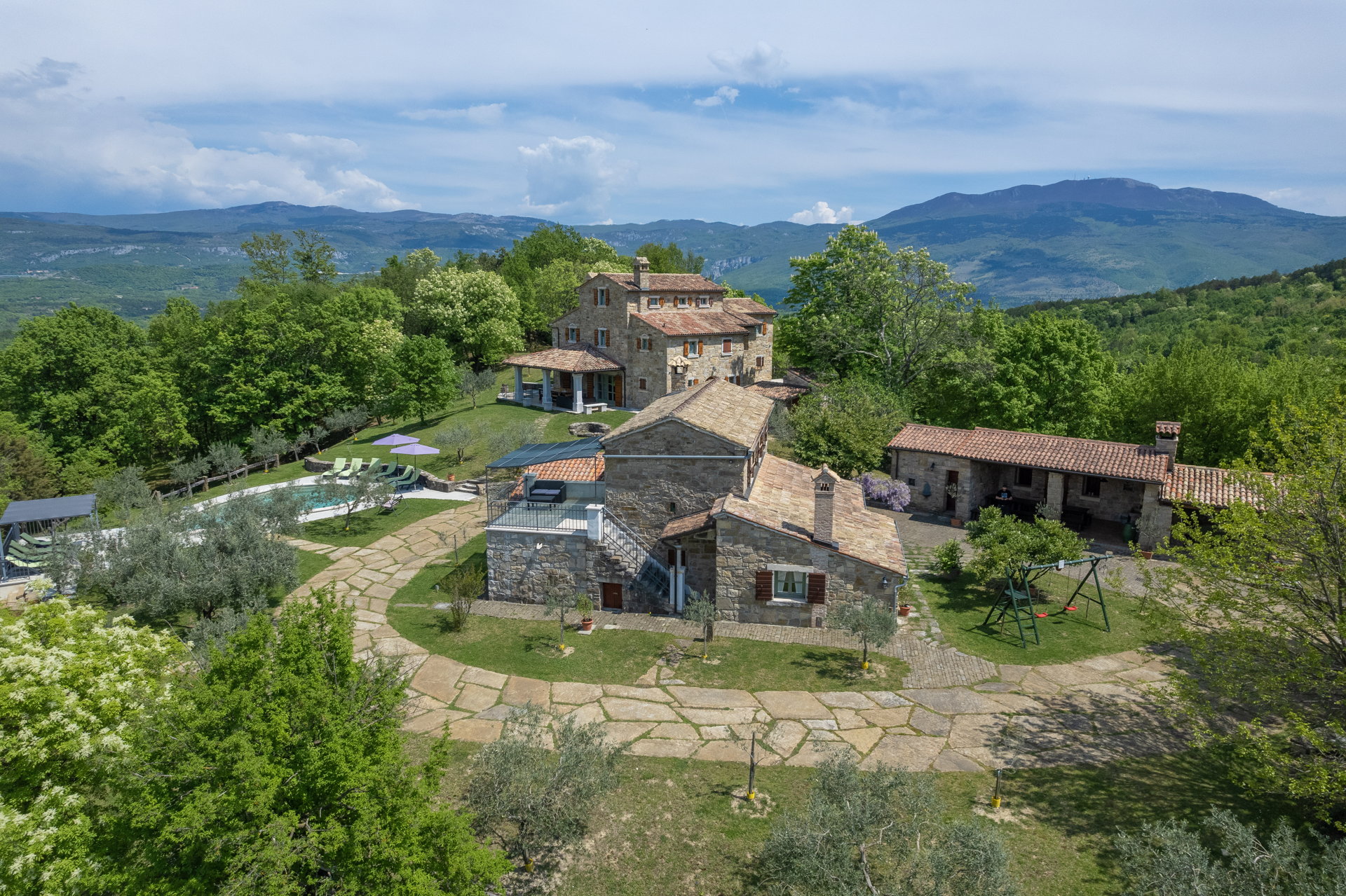 Villa Green Paradise with Pool