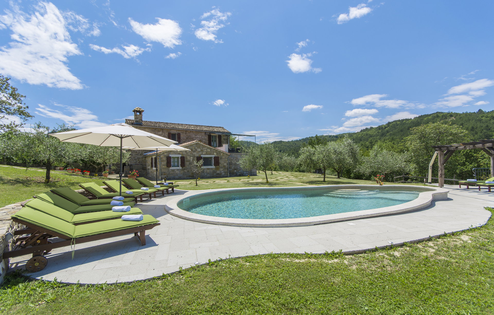 Villa Green Paradise with Pool