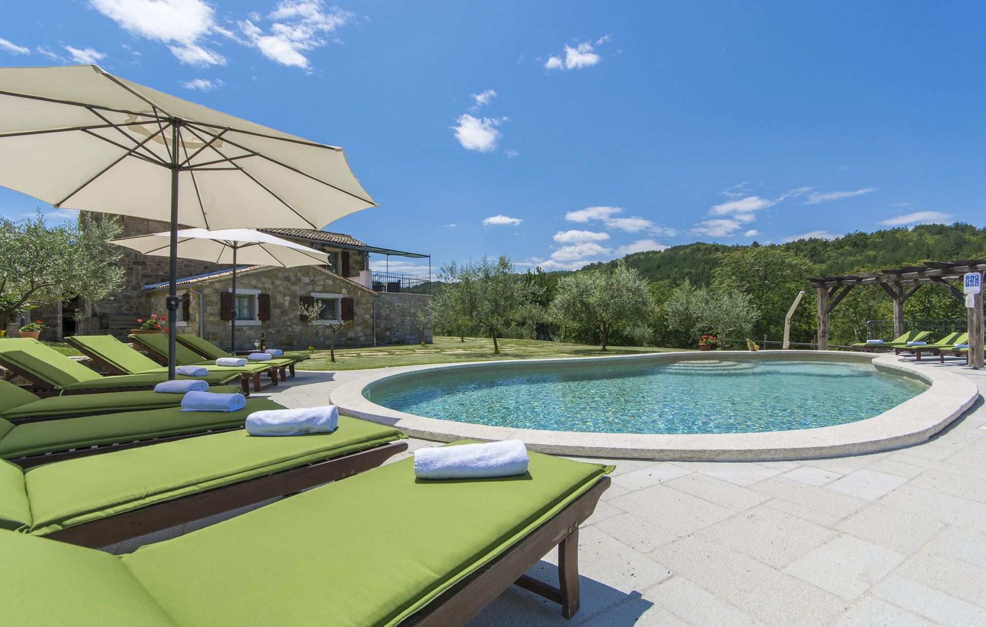 Villa Green Paradise with Pool
