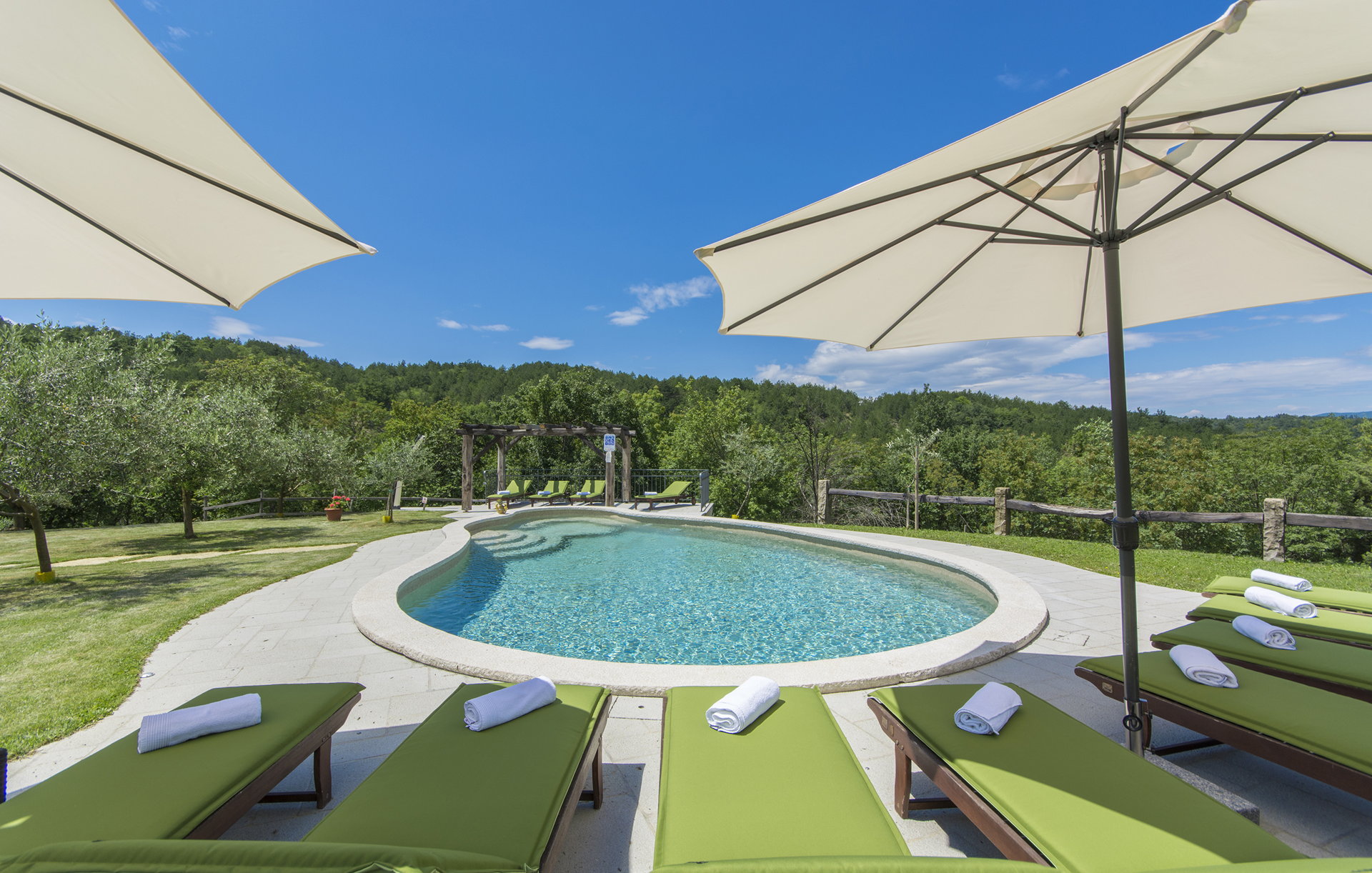 Villa Green Paradise with Pool