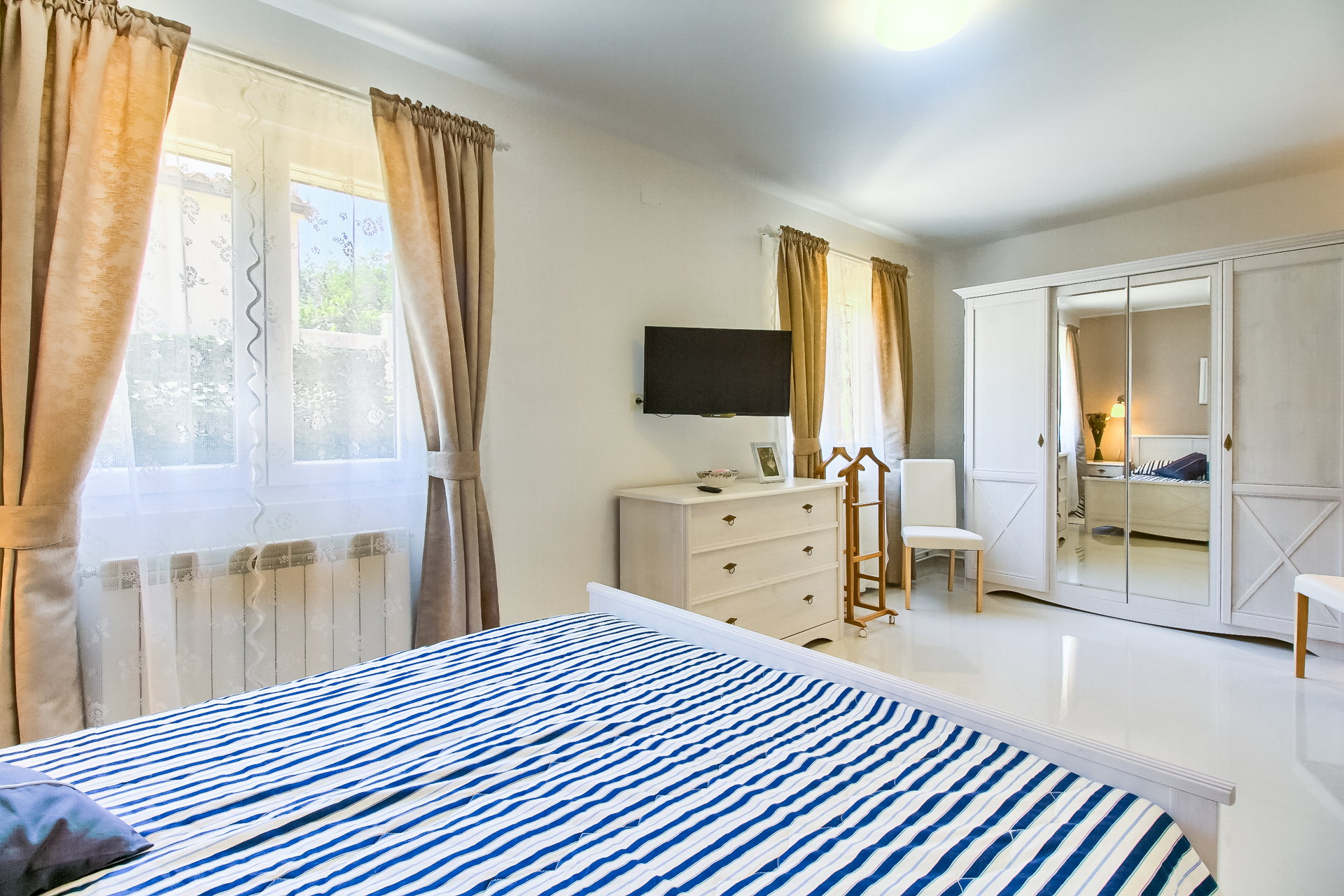 Villa Lyra with Private Pool