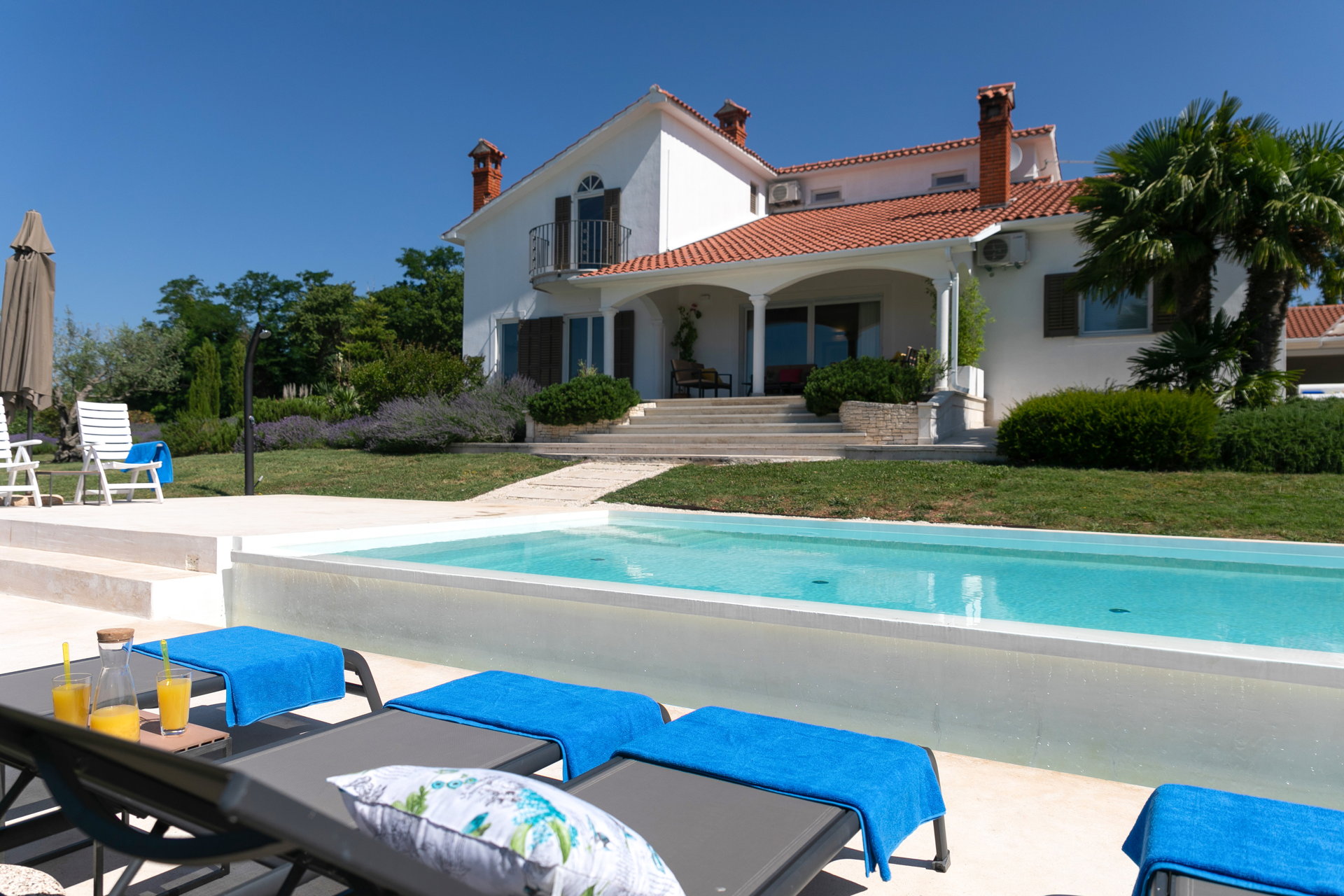 Villa Colors of Nature with Pool