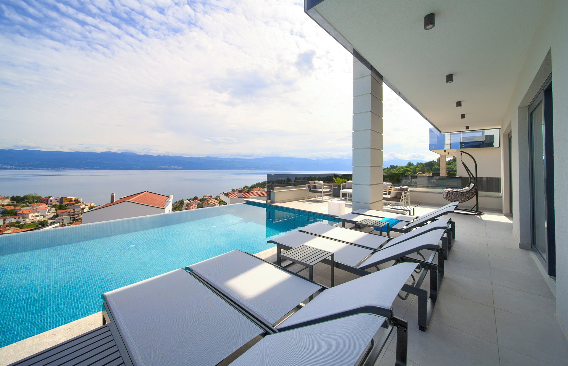 Luxury Villa Mariblue with Pool