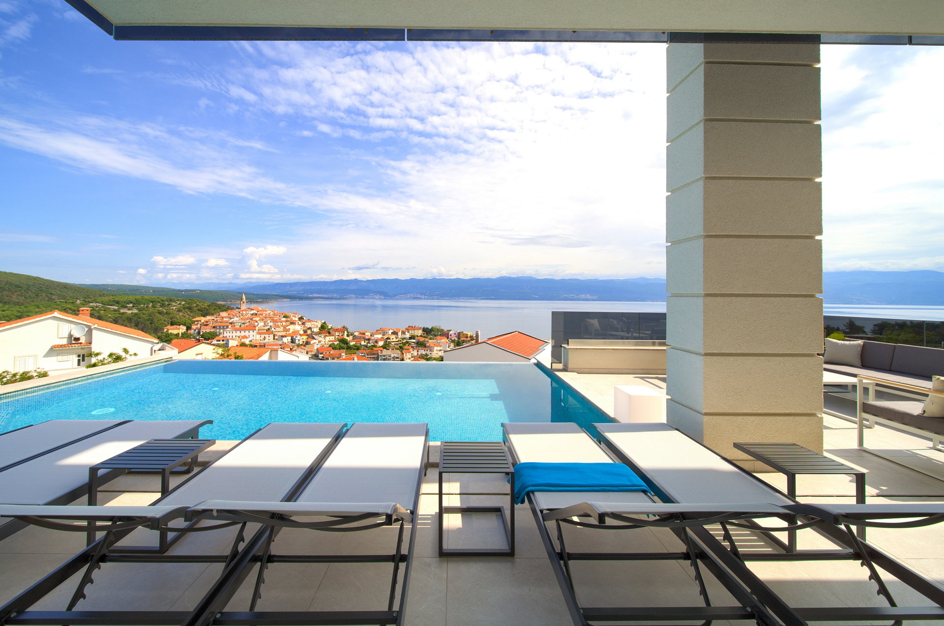 Luxury Villa Mariblue with Pool