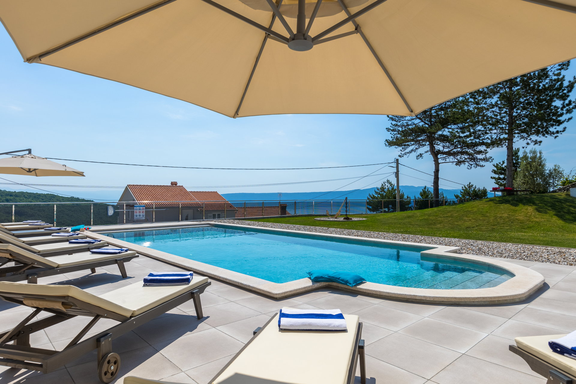 Luxusvilla Sunset Sailor mit Pool