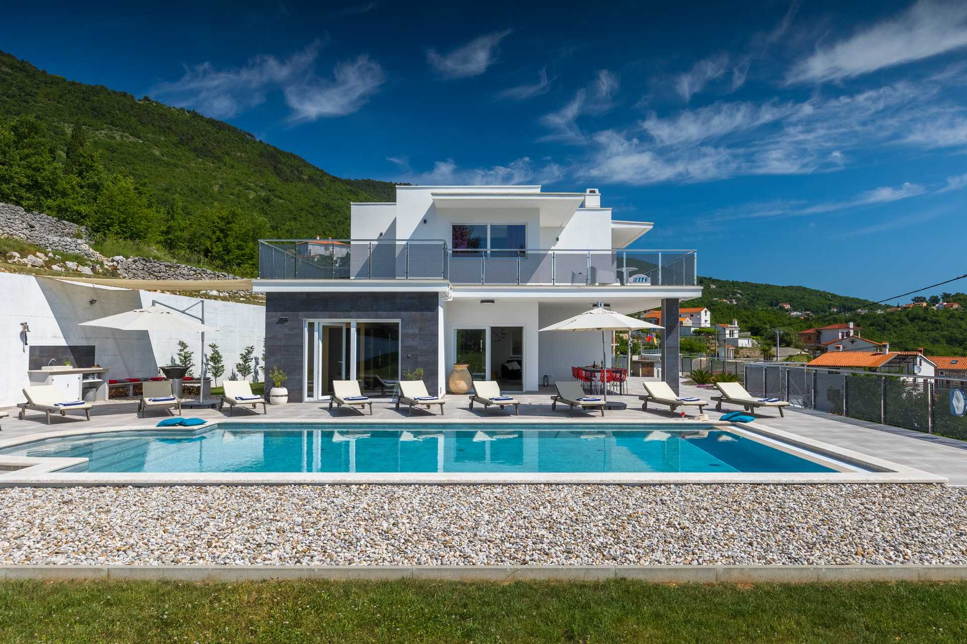 Image of Luxury Villa Sunset Sailor with Pool
