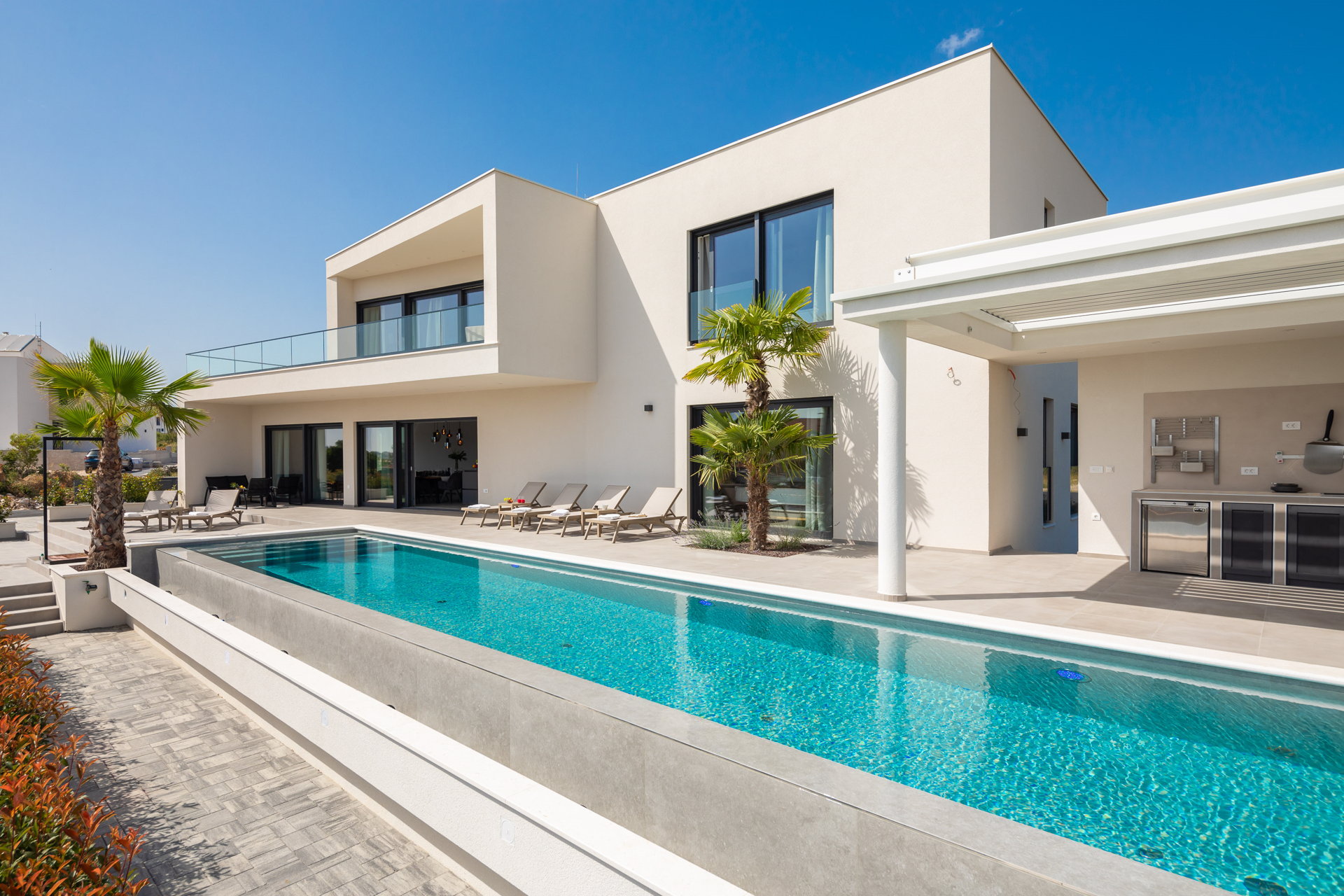 Luxury Villa Superstar with Pool