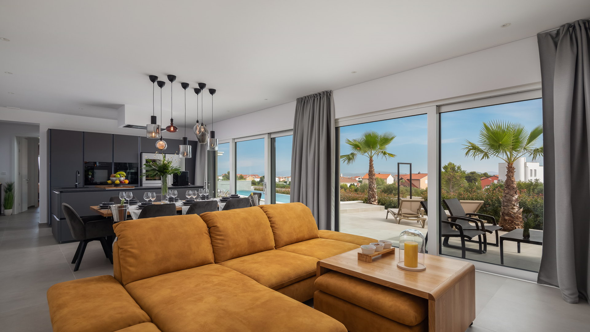 Luxury Villa Superstar with Pool