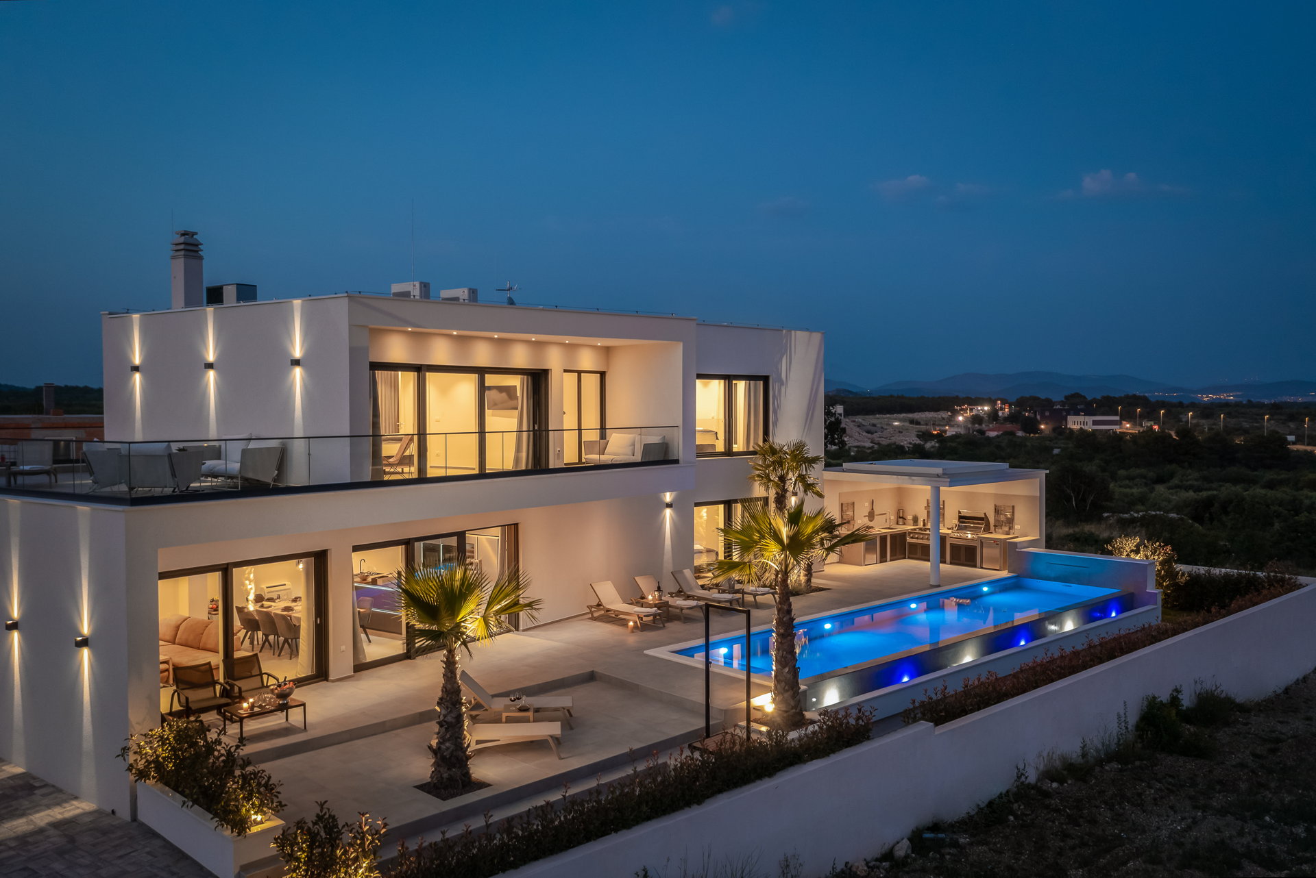 Luxury Villa Superstar with Pool