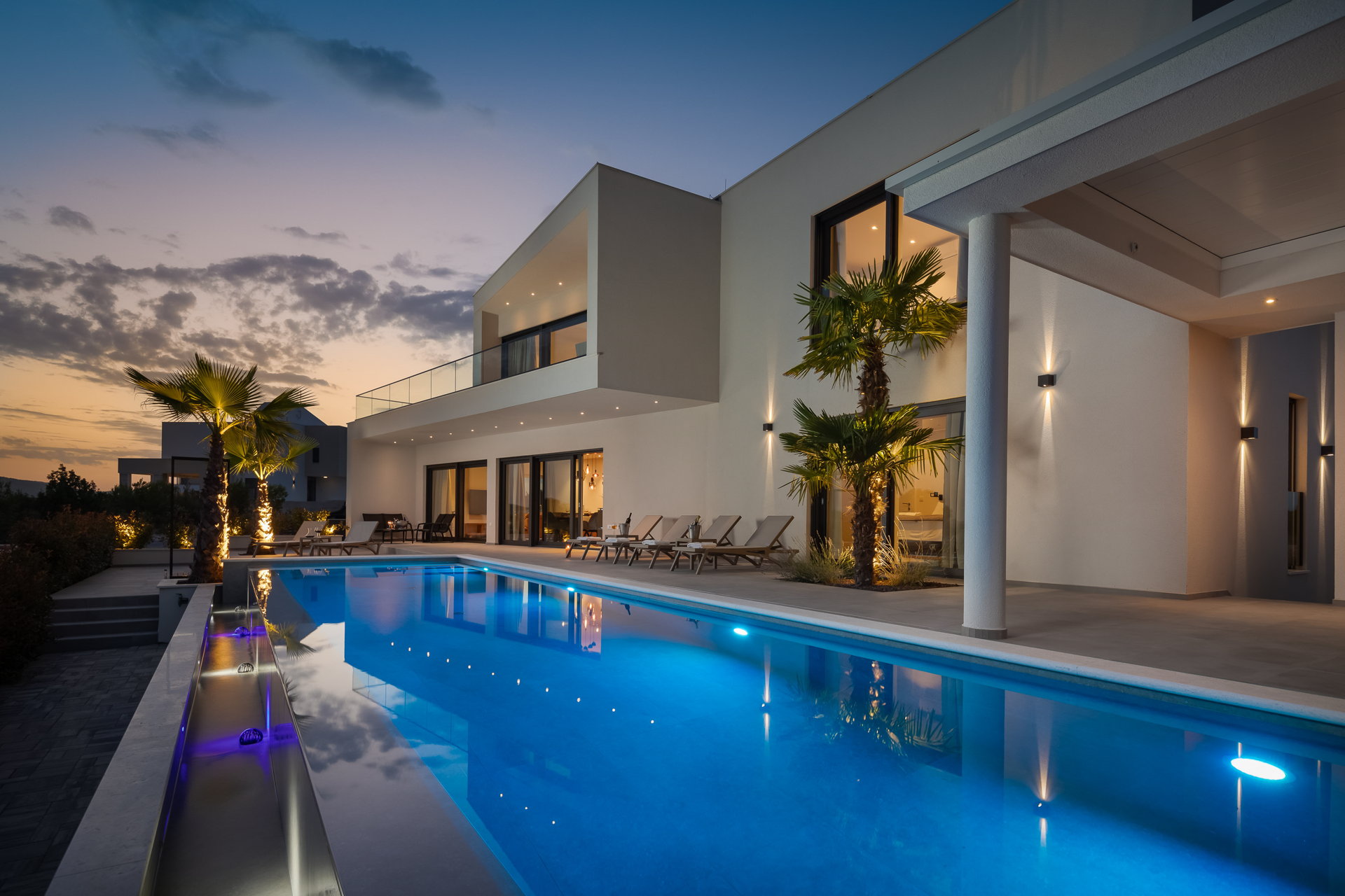 Luxury Villa Superstar with Pool