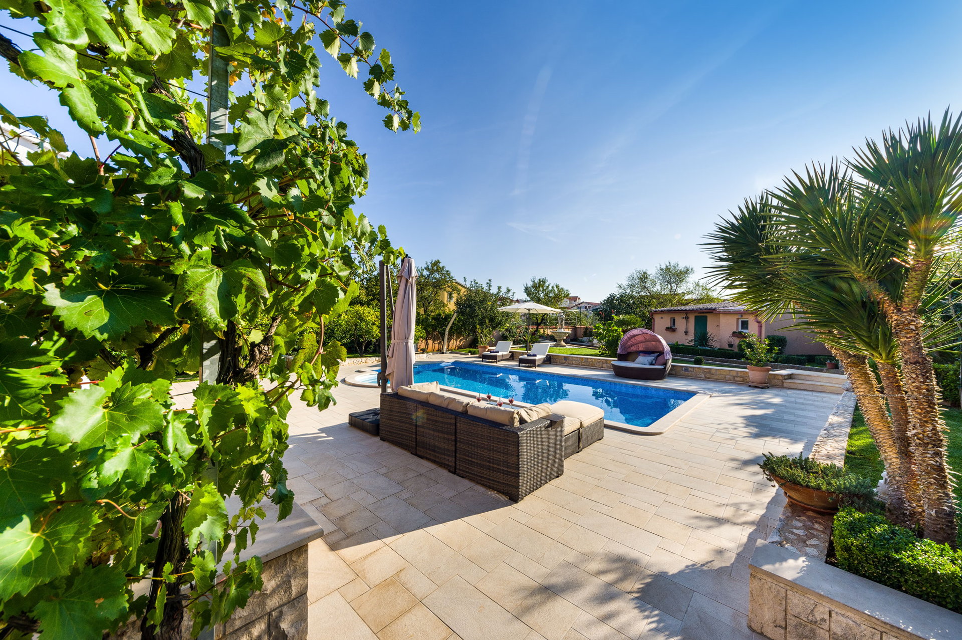 Villa ColorFuse with Heated Pool