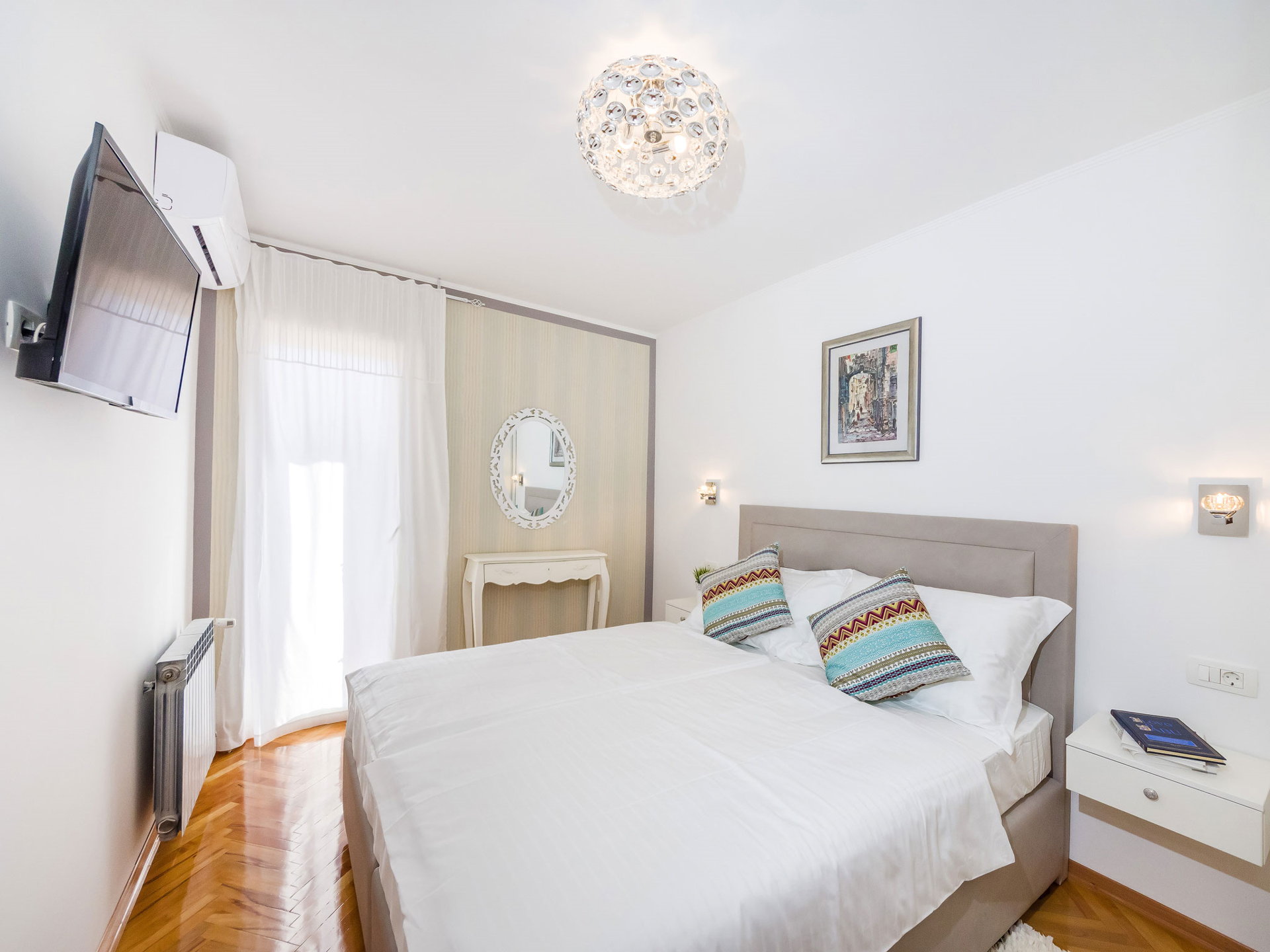 Villa ColorFuse with Heated Pool