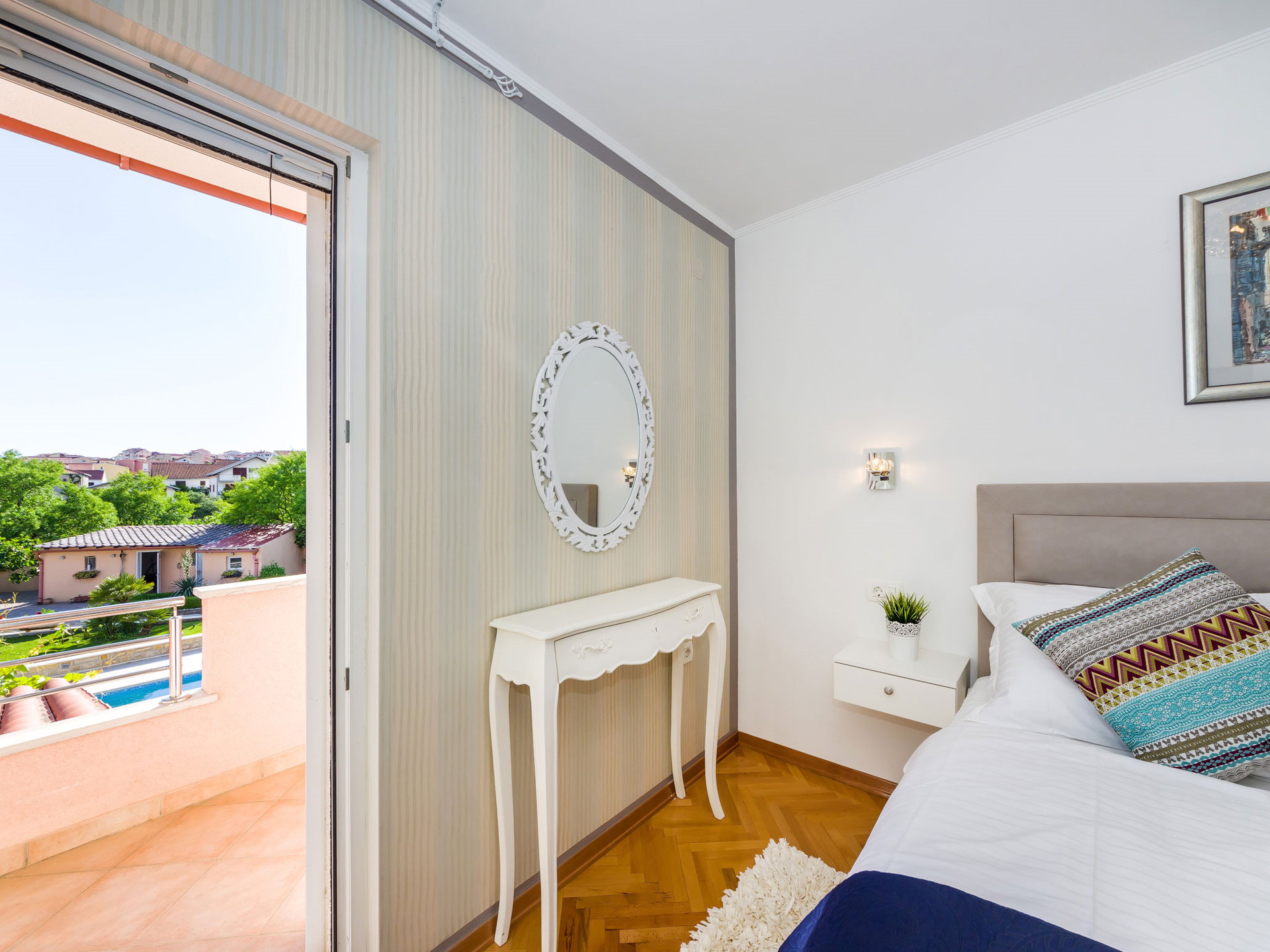 Villa ColorFuse with Heated Pool