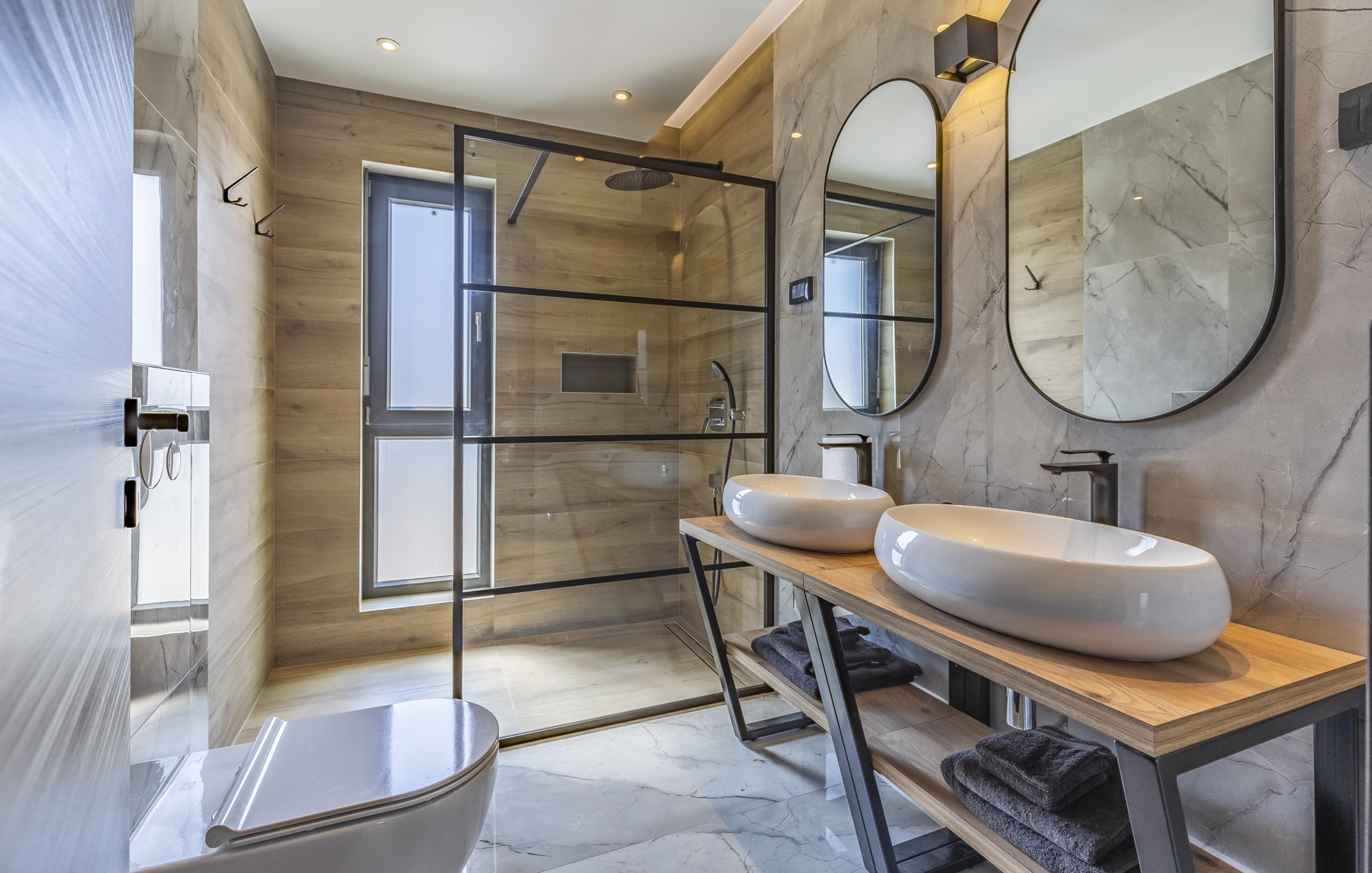 Luxury Villa Xquisite with Pool