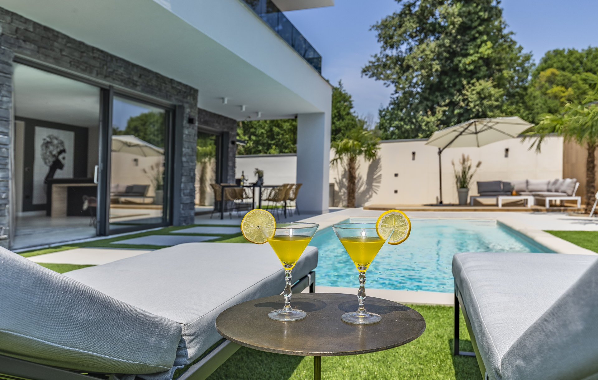 Luxury Villa Xquisite with Pool