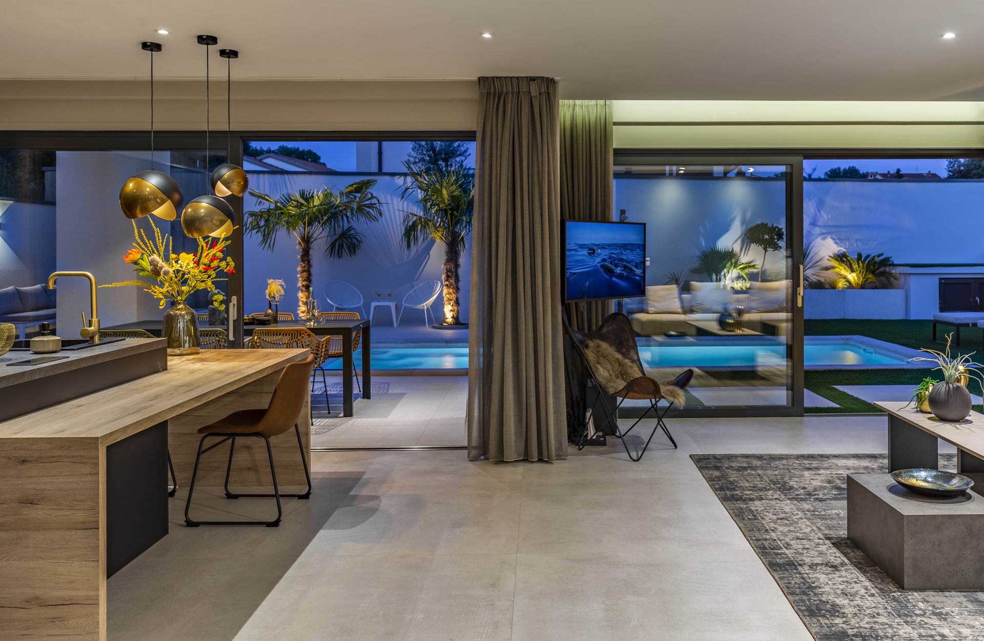 Luxury Villa Xquisite with Pool