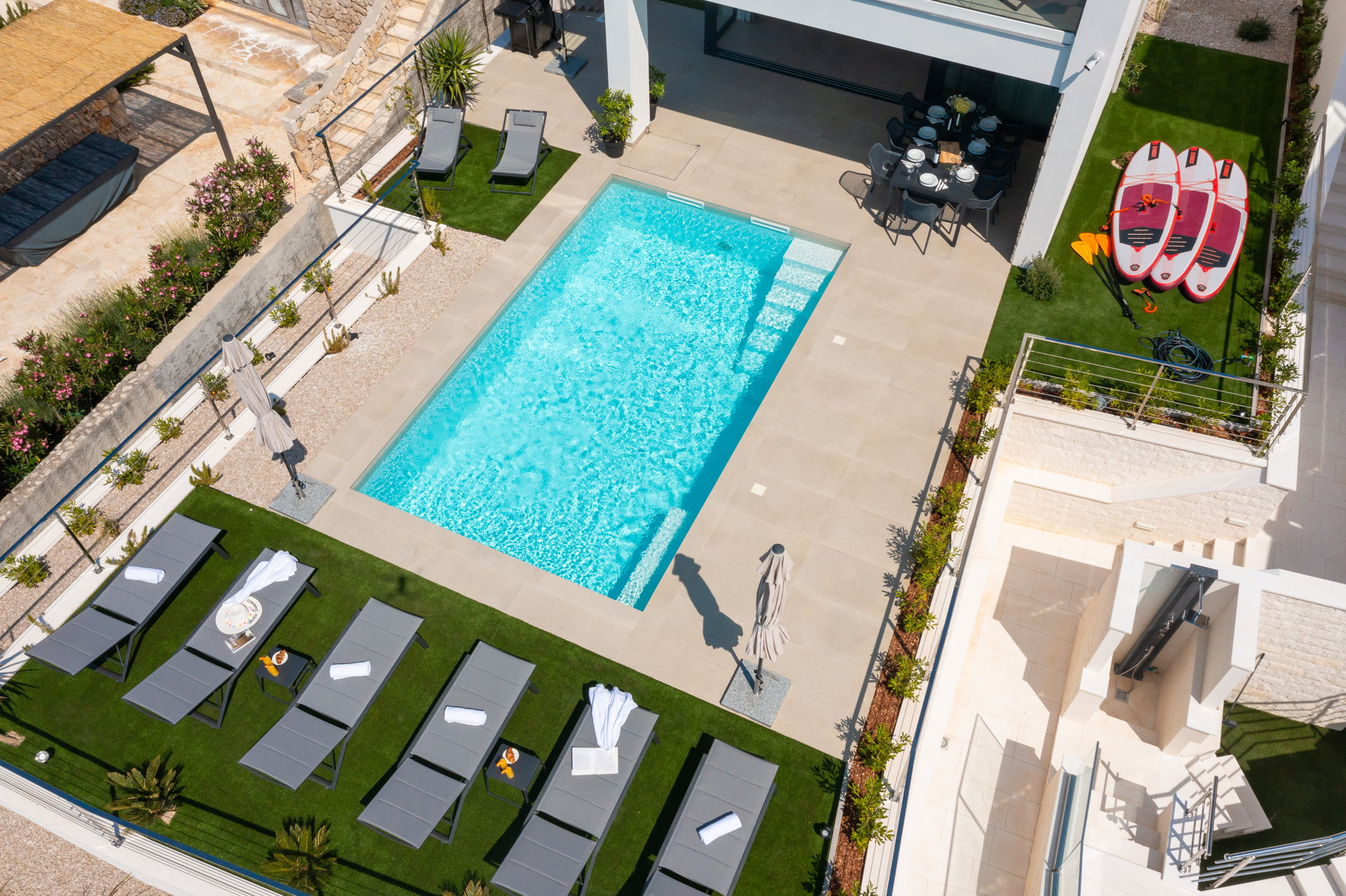 Beachfront Villa Mona Lisa with Pool