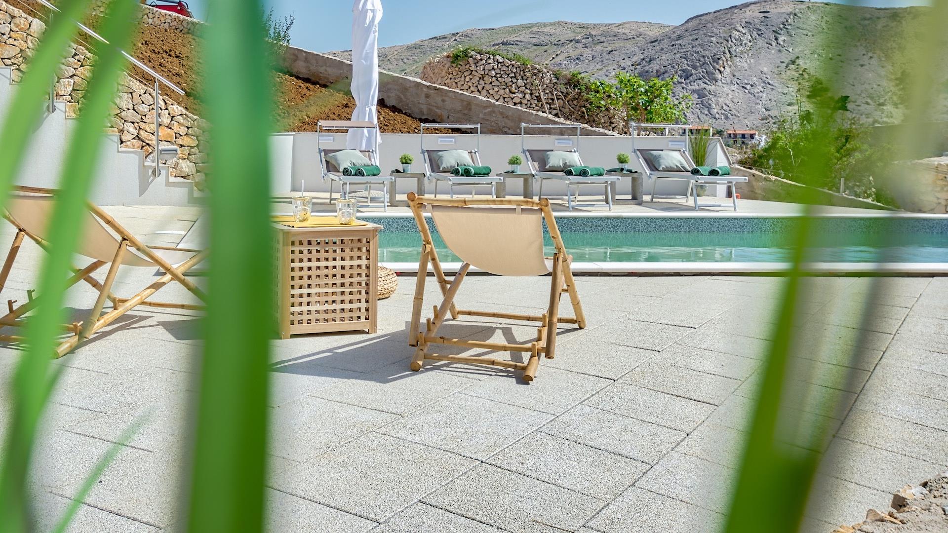 Villa Mimosa with Pool