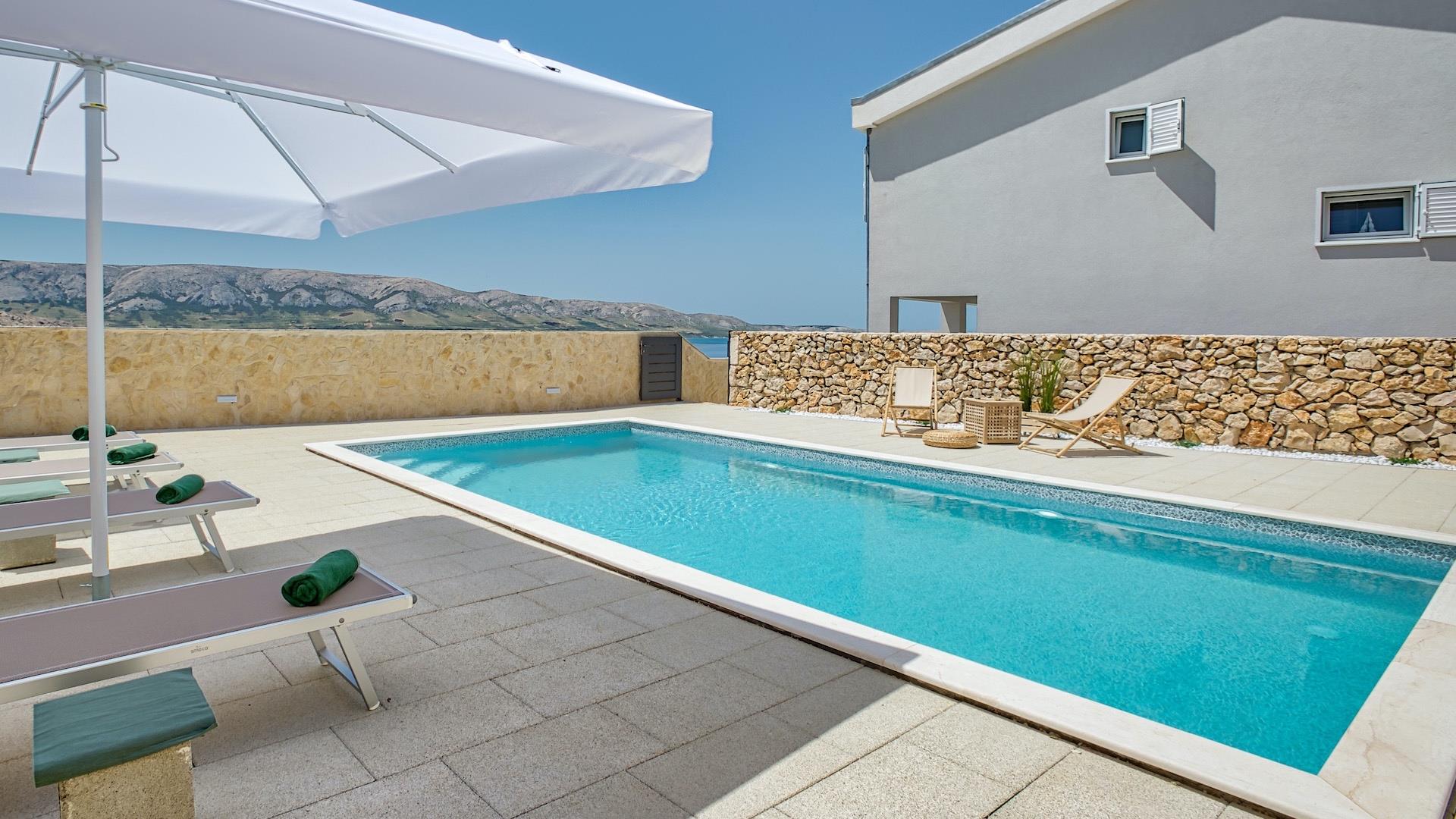 Villa Midina s bazenom