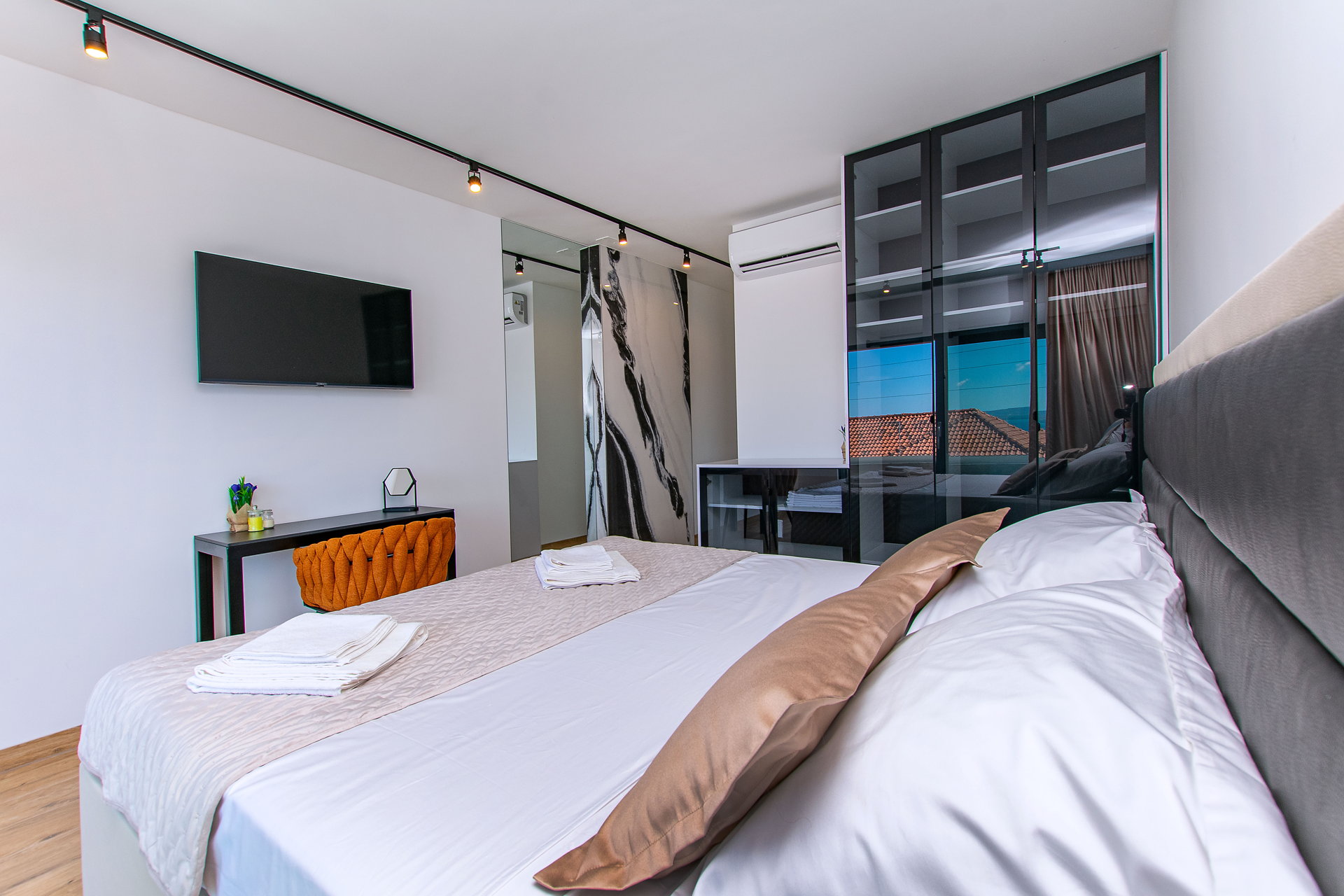 Luxury Villa Grande Aria with Pool