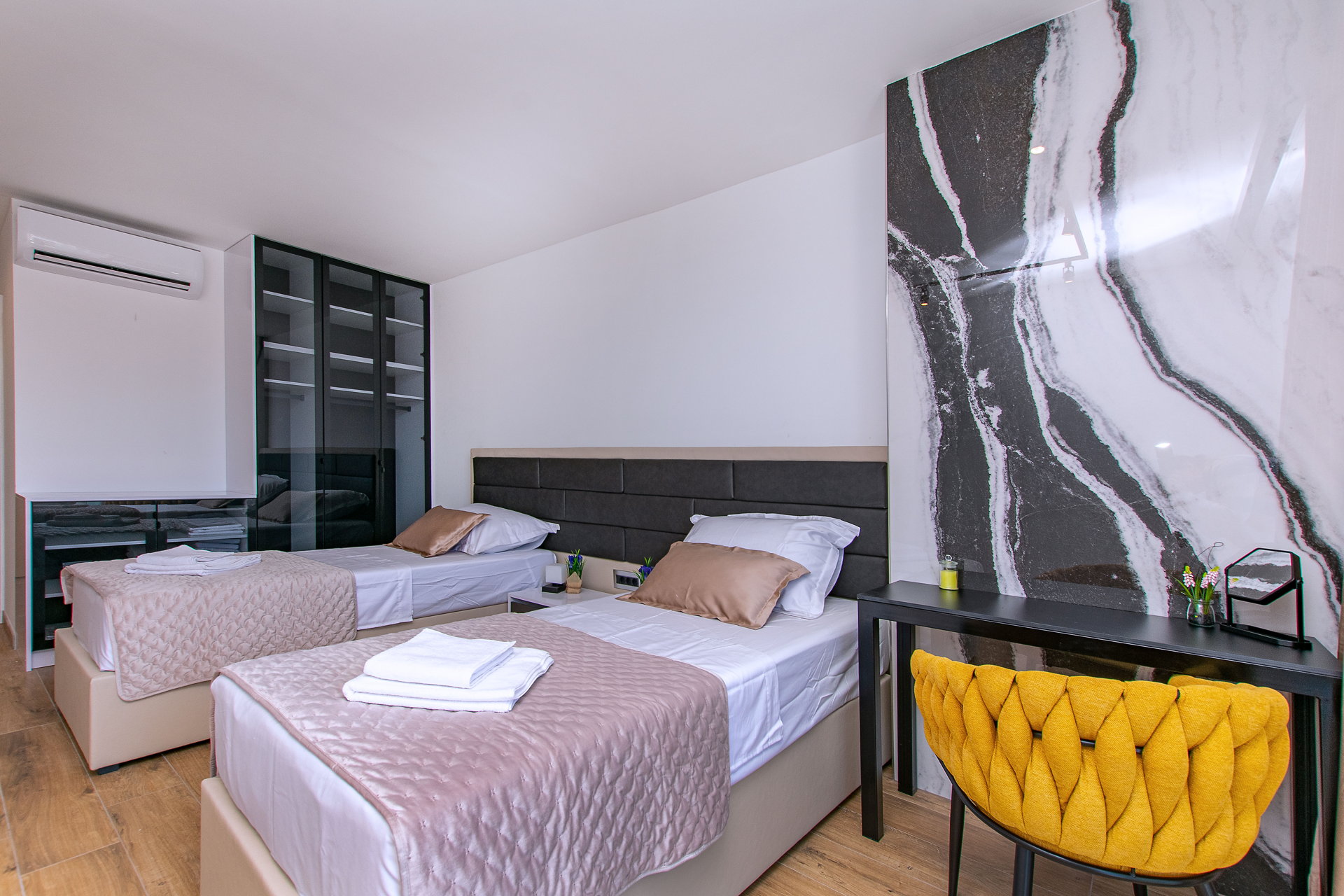 Luxury Villa Grande Aria with Pool