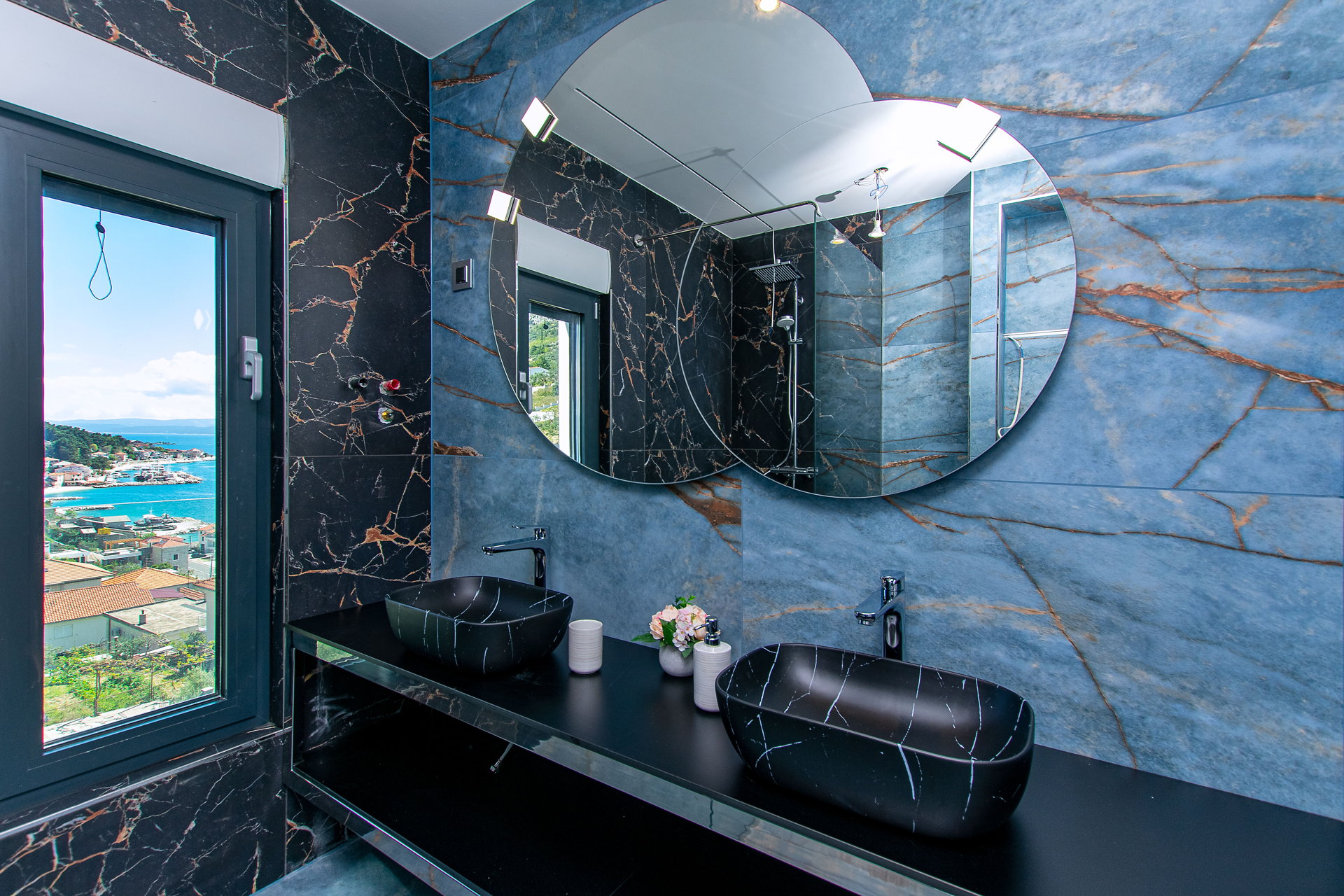 Luxury Villa Grande Aria with Pool