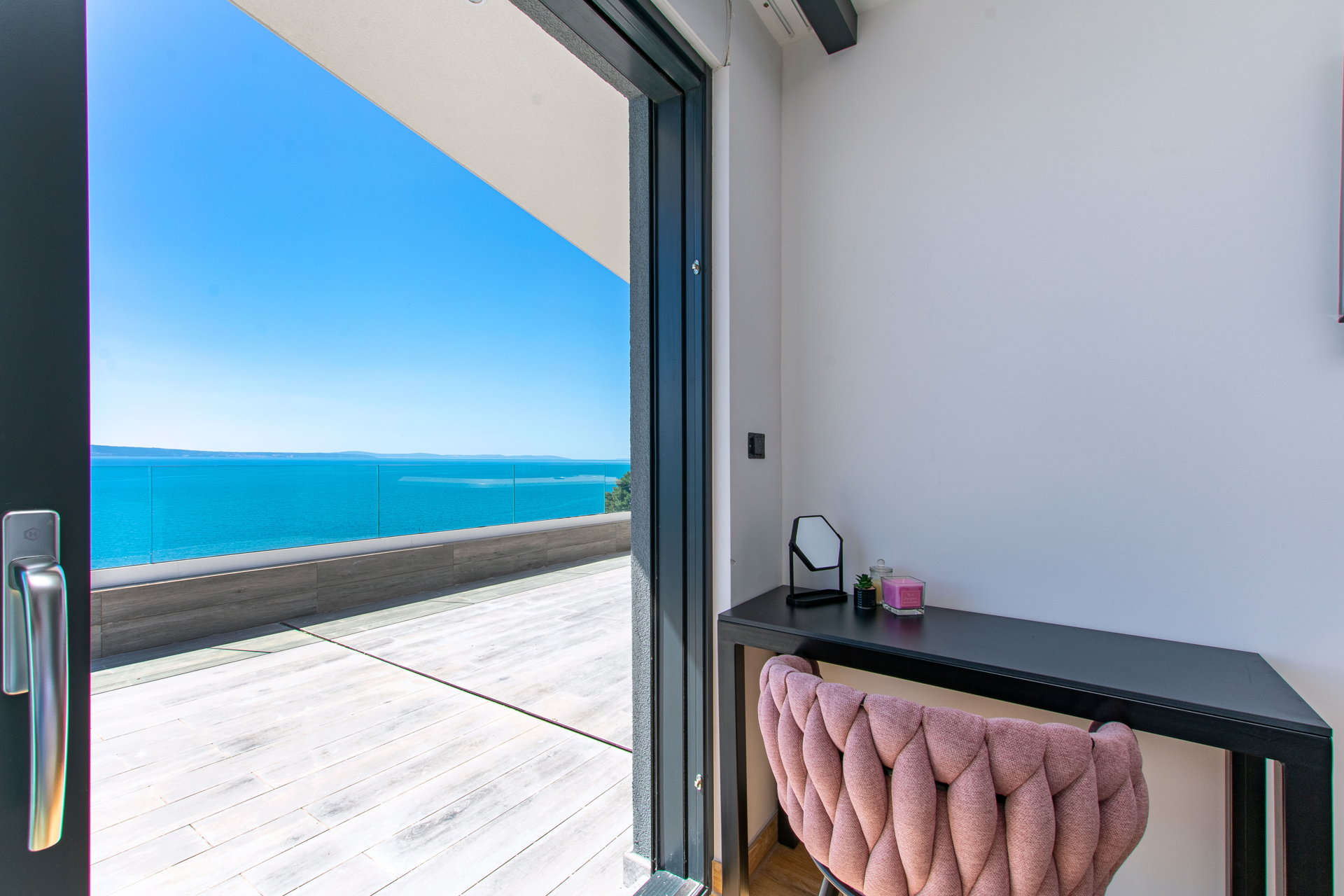 Luxury Villa Grande Aria with Pool