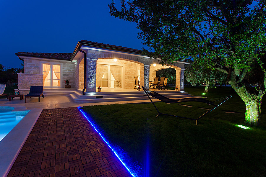 Holiday Home Shine with Pool