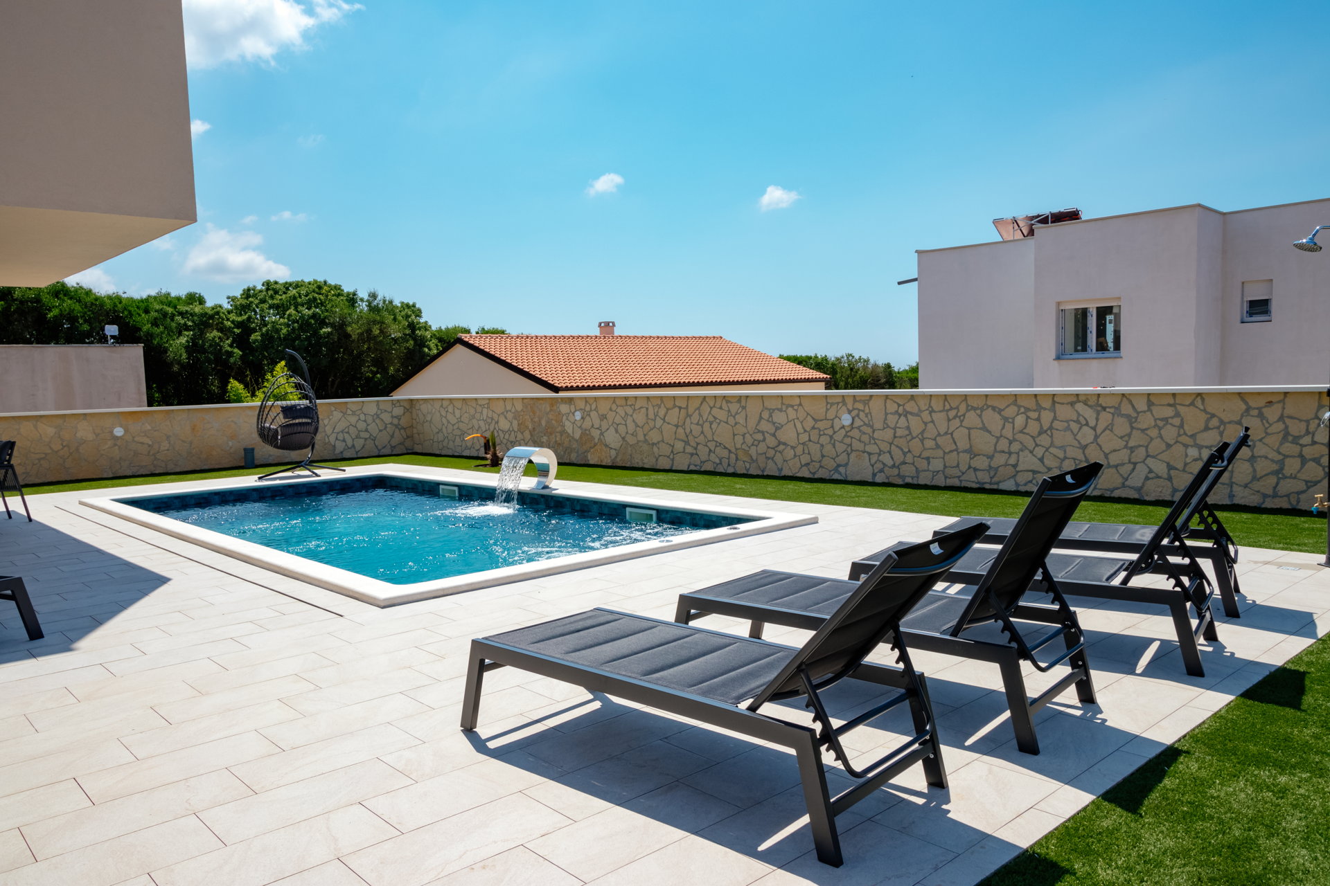 Villa Emerilla with Pool