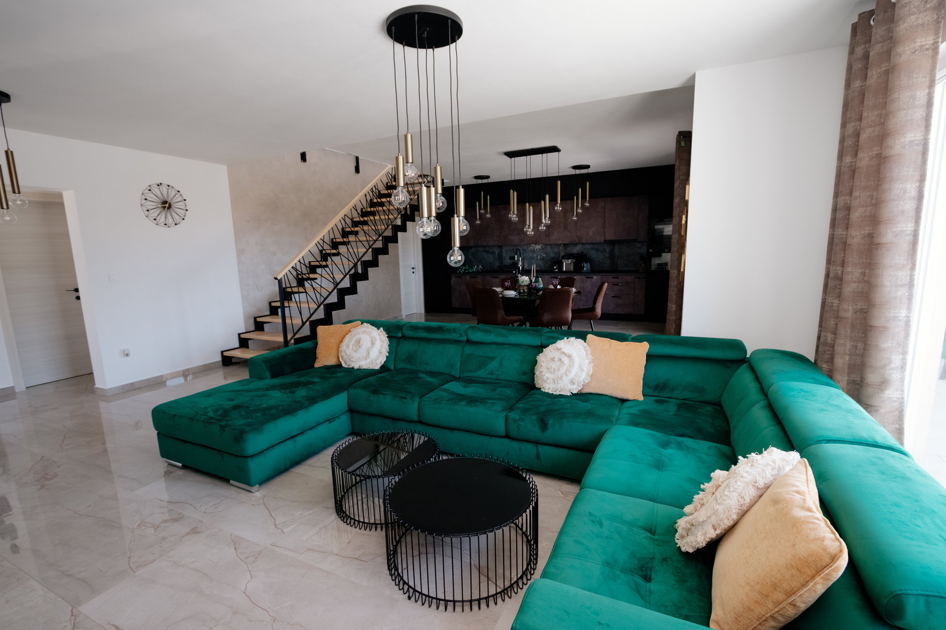 Villa Emerilla with Pool