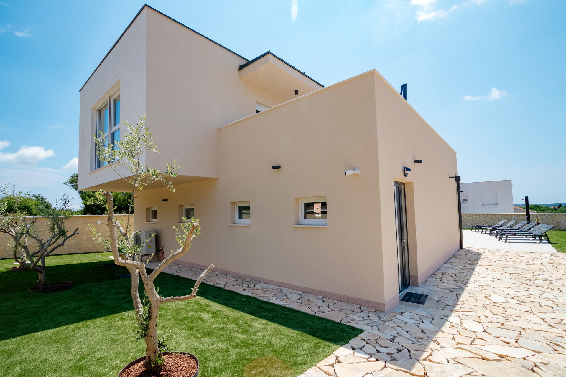 Villa Emerilla with Pool