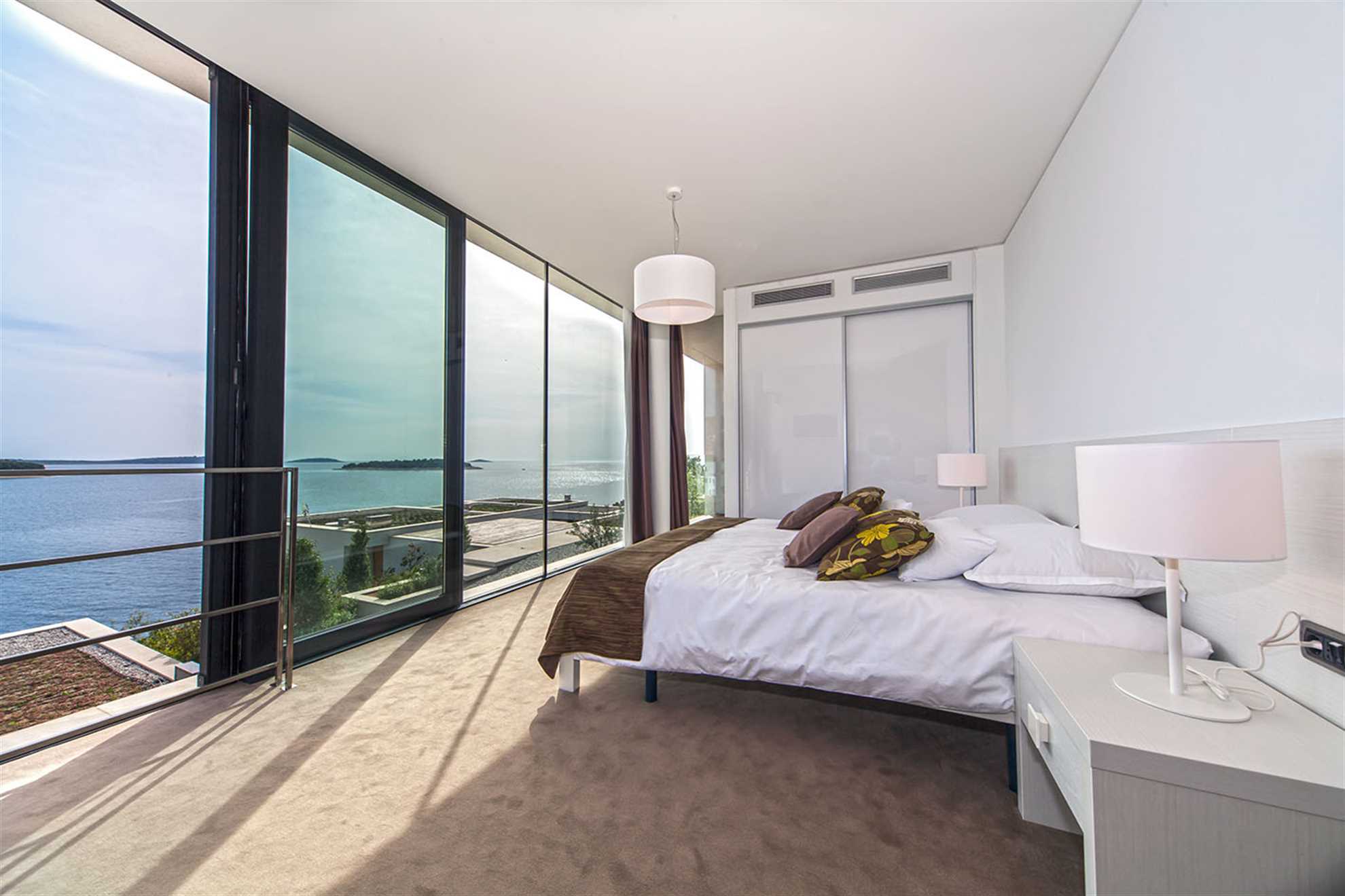 Luxury Residence The Ocean Dream IV
