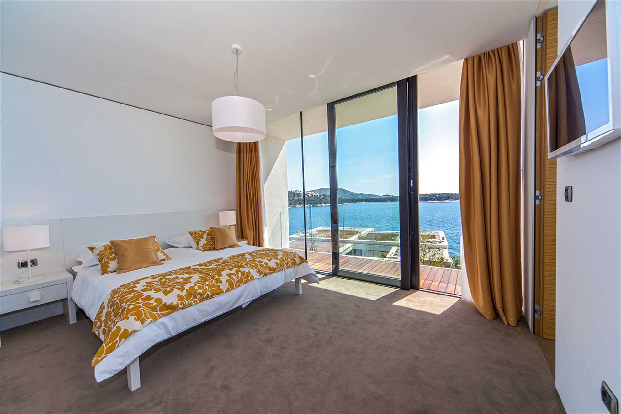 Luxury Residence The Ocean Dream V
